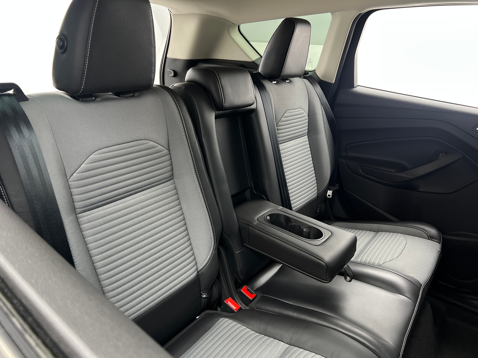 Thumbnail: 2019 Ford Escape - 5