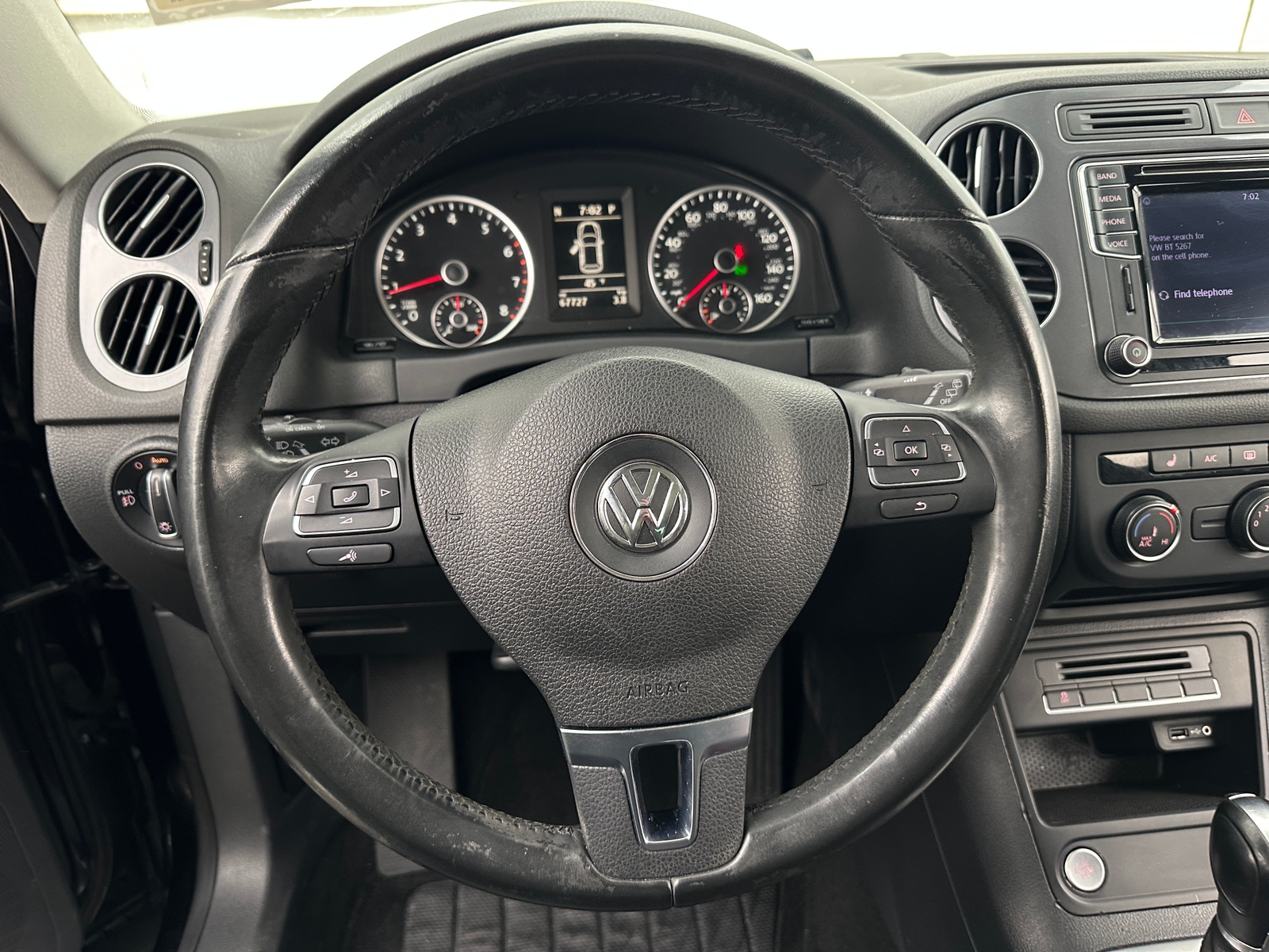 Thumbnail: 2016 Volkswagen Tiguan - 5