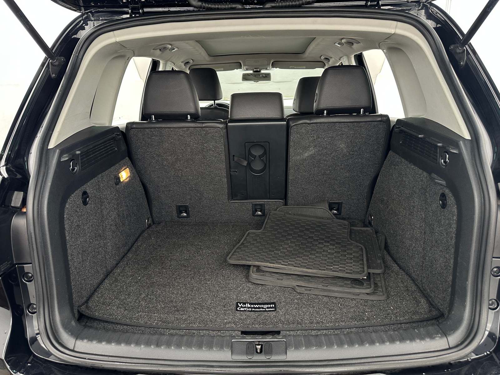 Thumbnail: 2016 Volkswagen Tiguan - 7