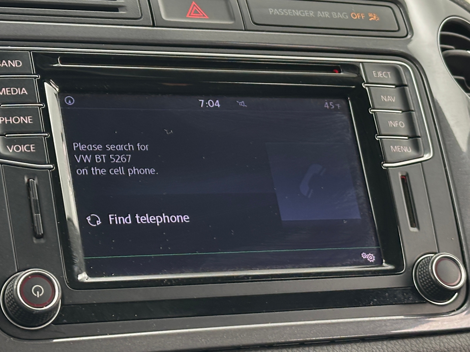 Thumbnail: 2016 Volkswagen Tiguan - 4