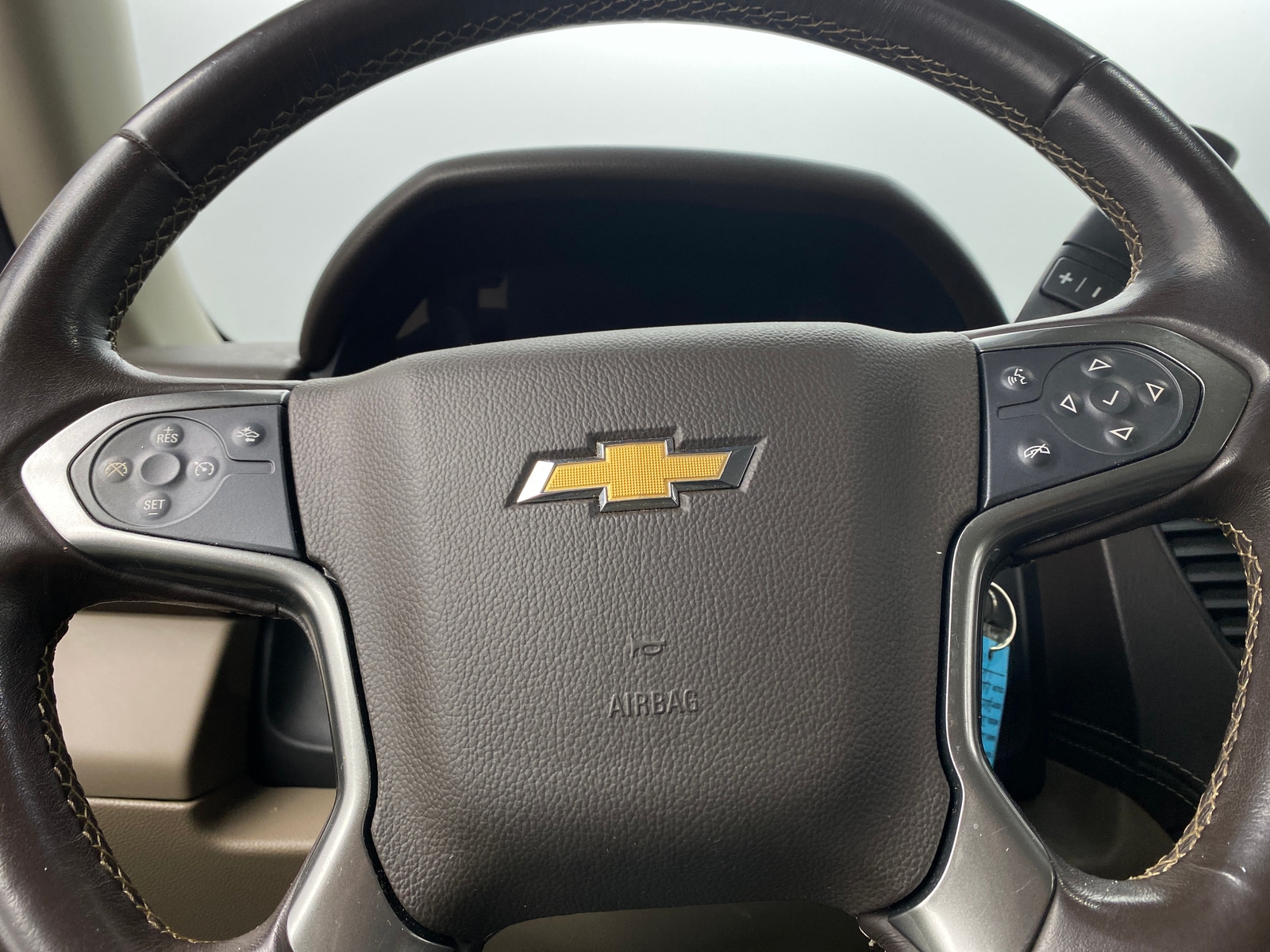 Thumbnail: 2020 Chevrolet Tahoe - 4