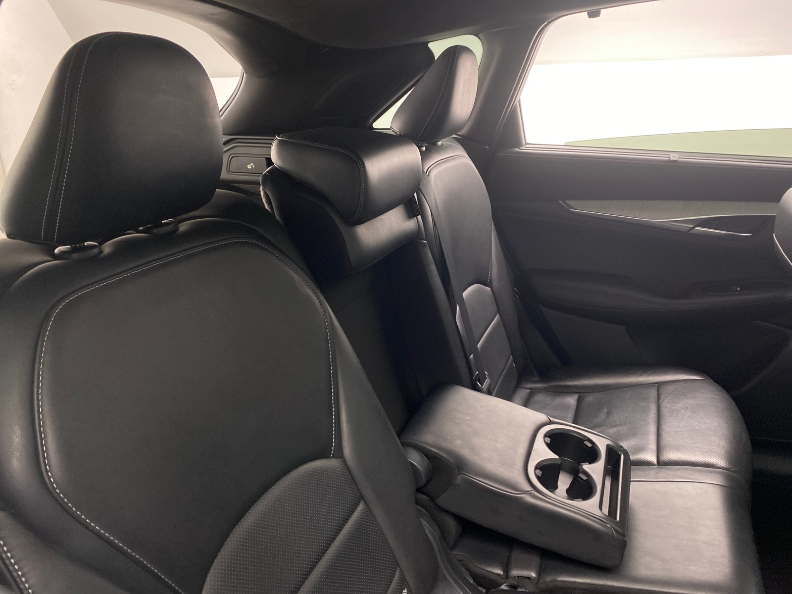 Thumbnail: 2019 INFINITI QX50 - 5