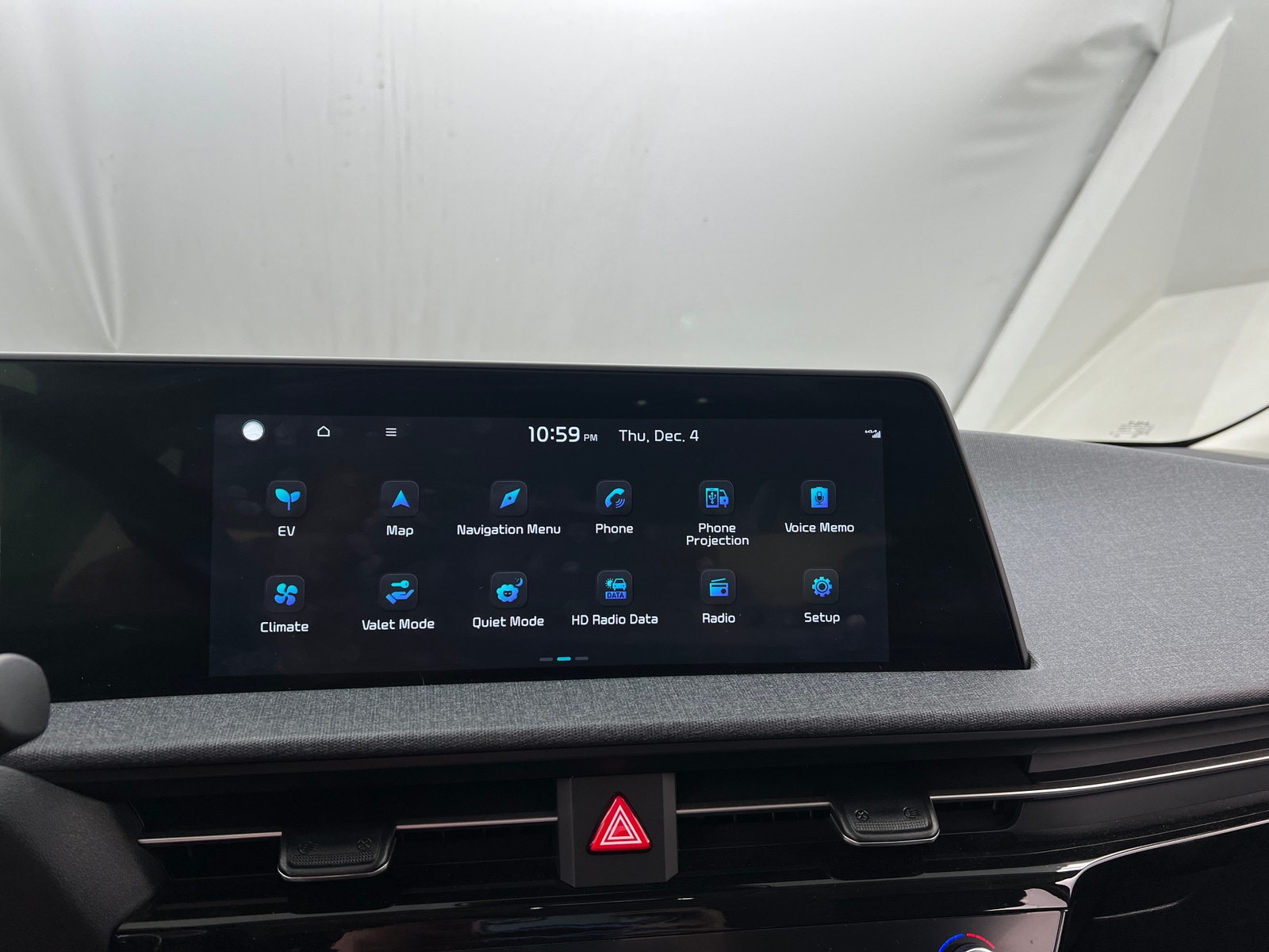 Thumbnail: 2023 Kia EV6 - 3