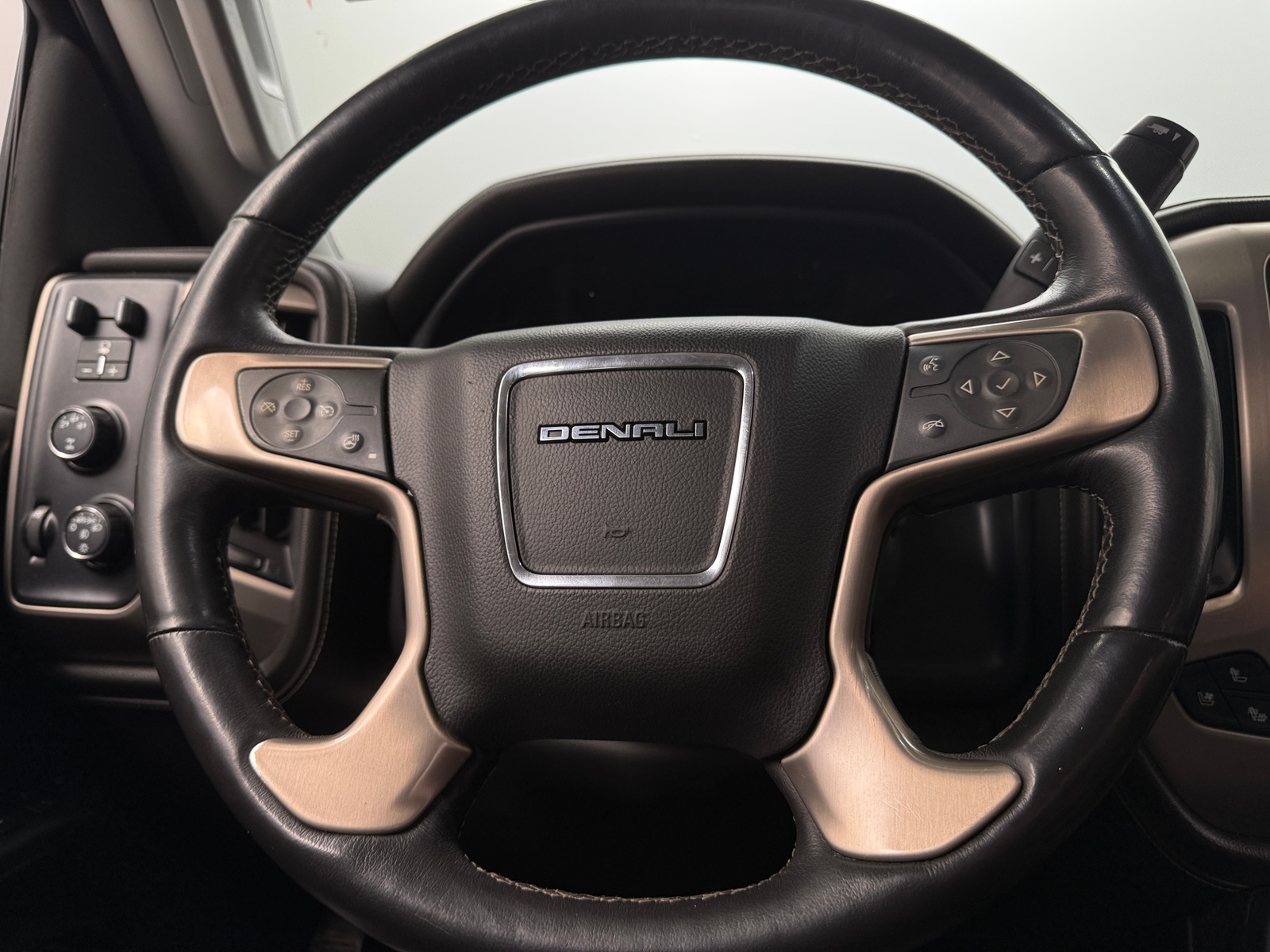 Thumbnail: 2016 GMC Sierra 2500 - 4