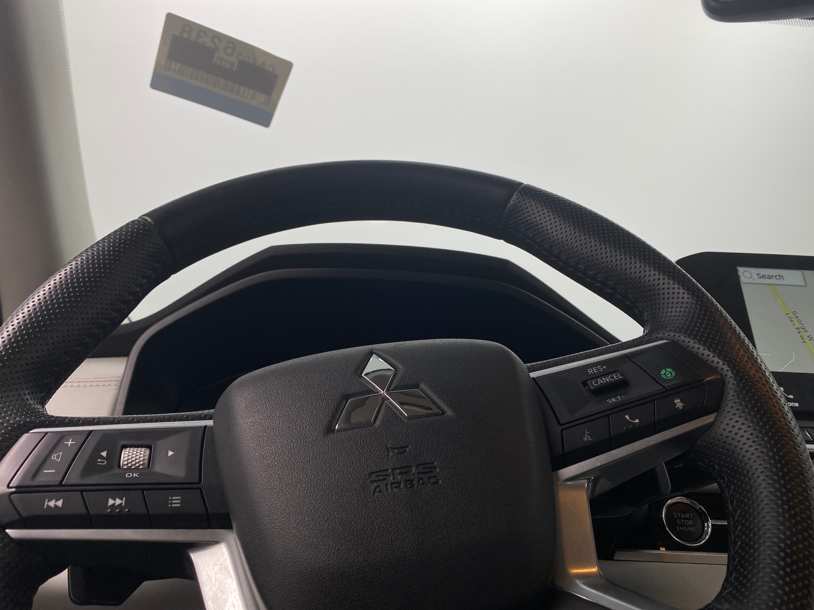 Thumbnail: 2024 Mitsubishi Outlander - 4