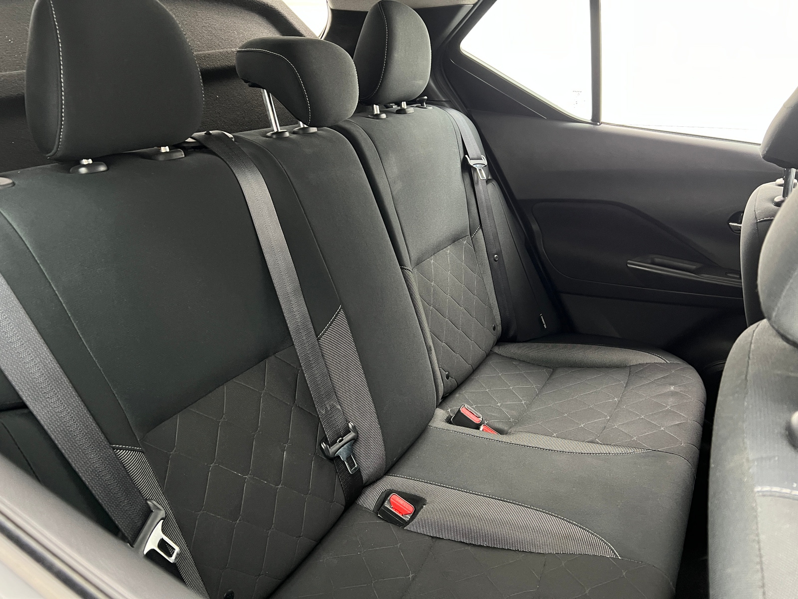 Thumbnail: 2020 Nissan Kicks - 6