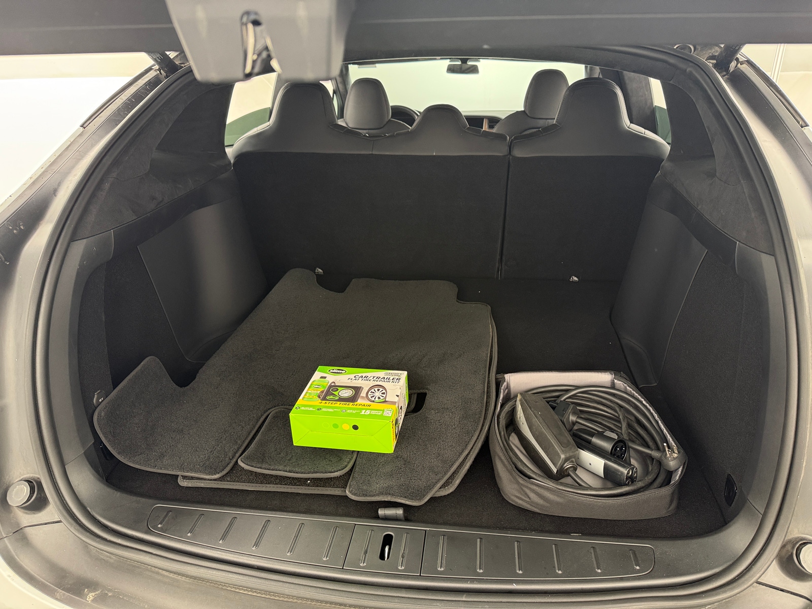 Thumbnail: 2020 Tesla Model X - 6