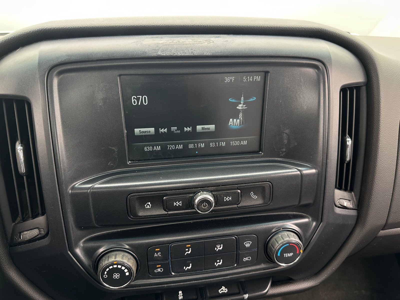 Thumbnail: 2018 Chevrolet Silverado 1500 - 4