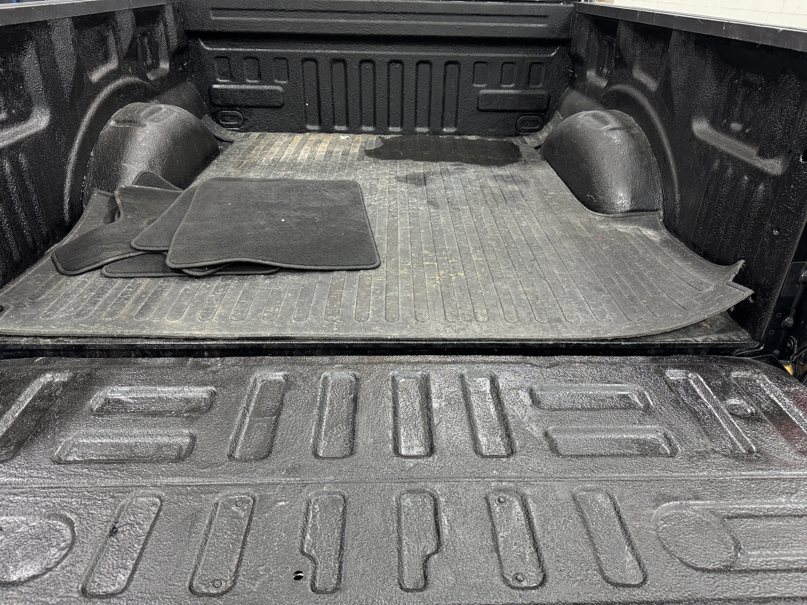 Thumbnail: 2018 Ford Econoline - 7