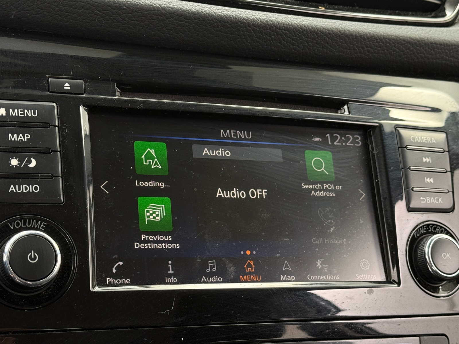 Thumbnail: 2022 Nissan Rogue Sport - 3