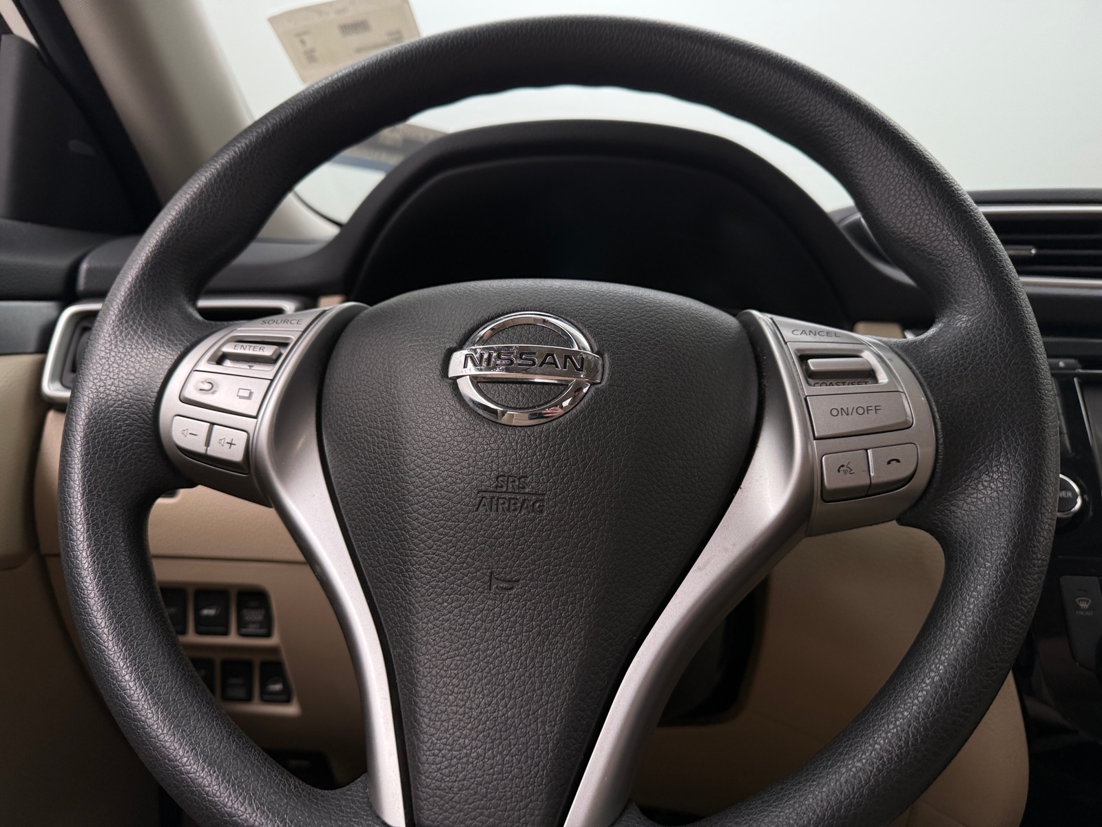 Thumbnail: 2016 Nissan Rogue - 5