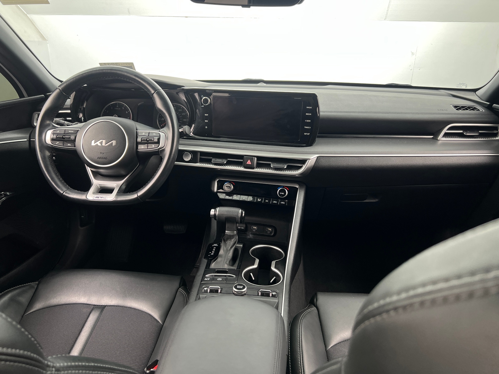 Thumbnail: 2024 Kia K5 - 3