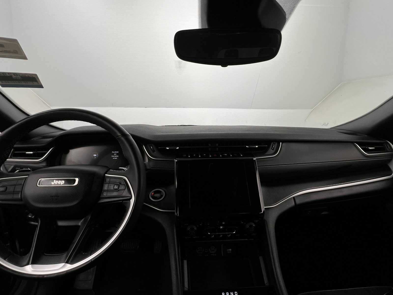 Thumbnail: 2024 Jeep Grand Cherokee L - 3