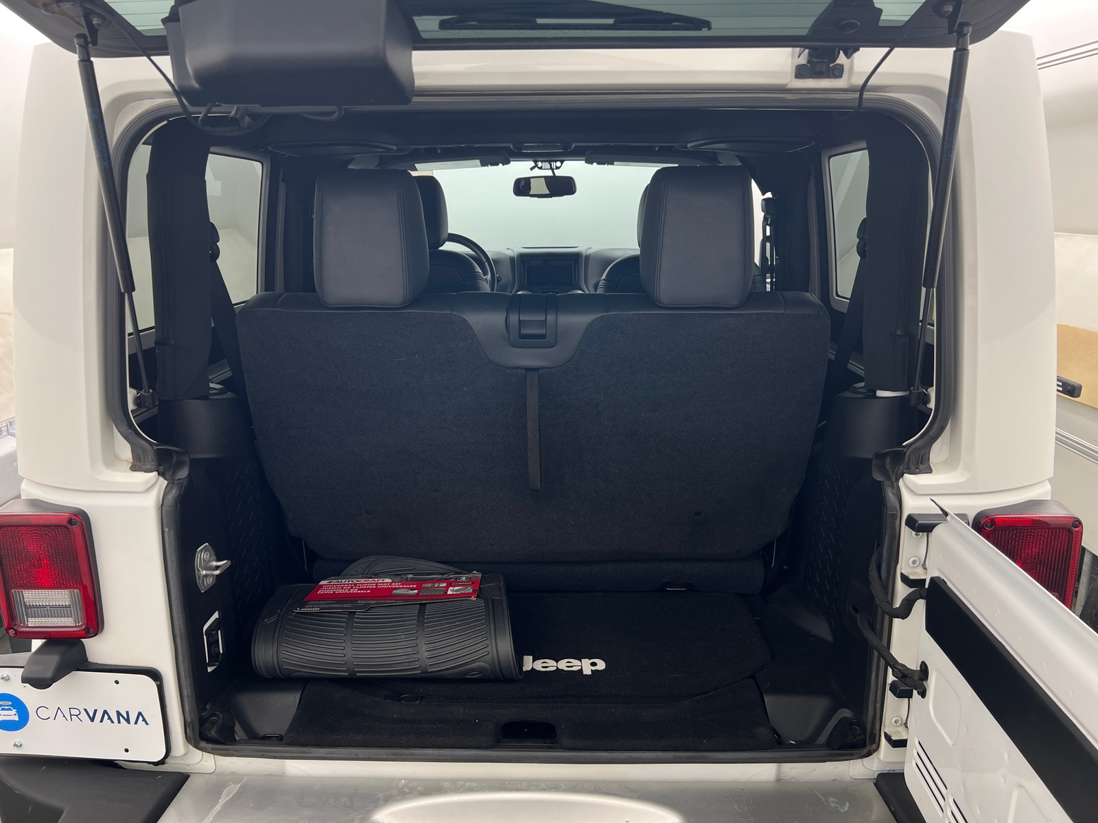 Thumbnail: 2017 Jeep Wrangler - 7