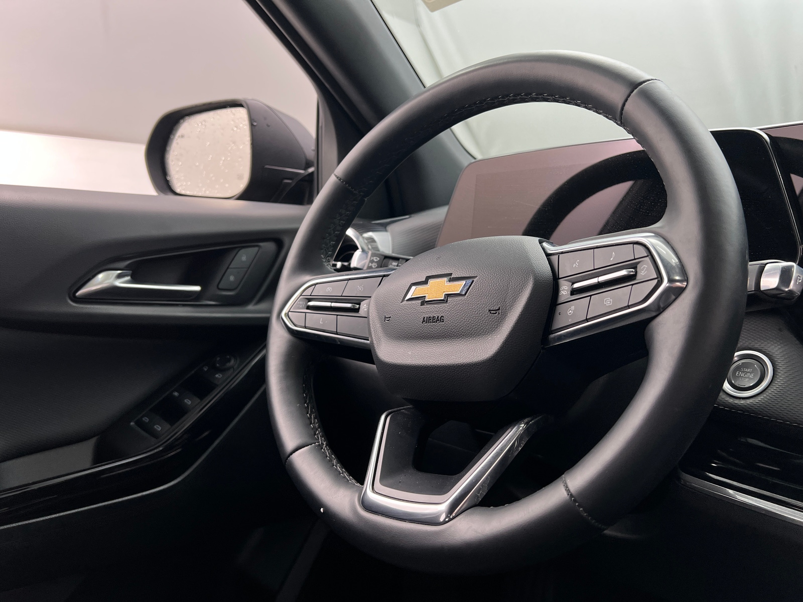 Thumbnail: 2025 Chevrolet Equinox - 5