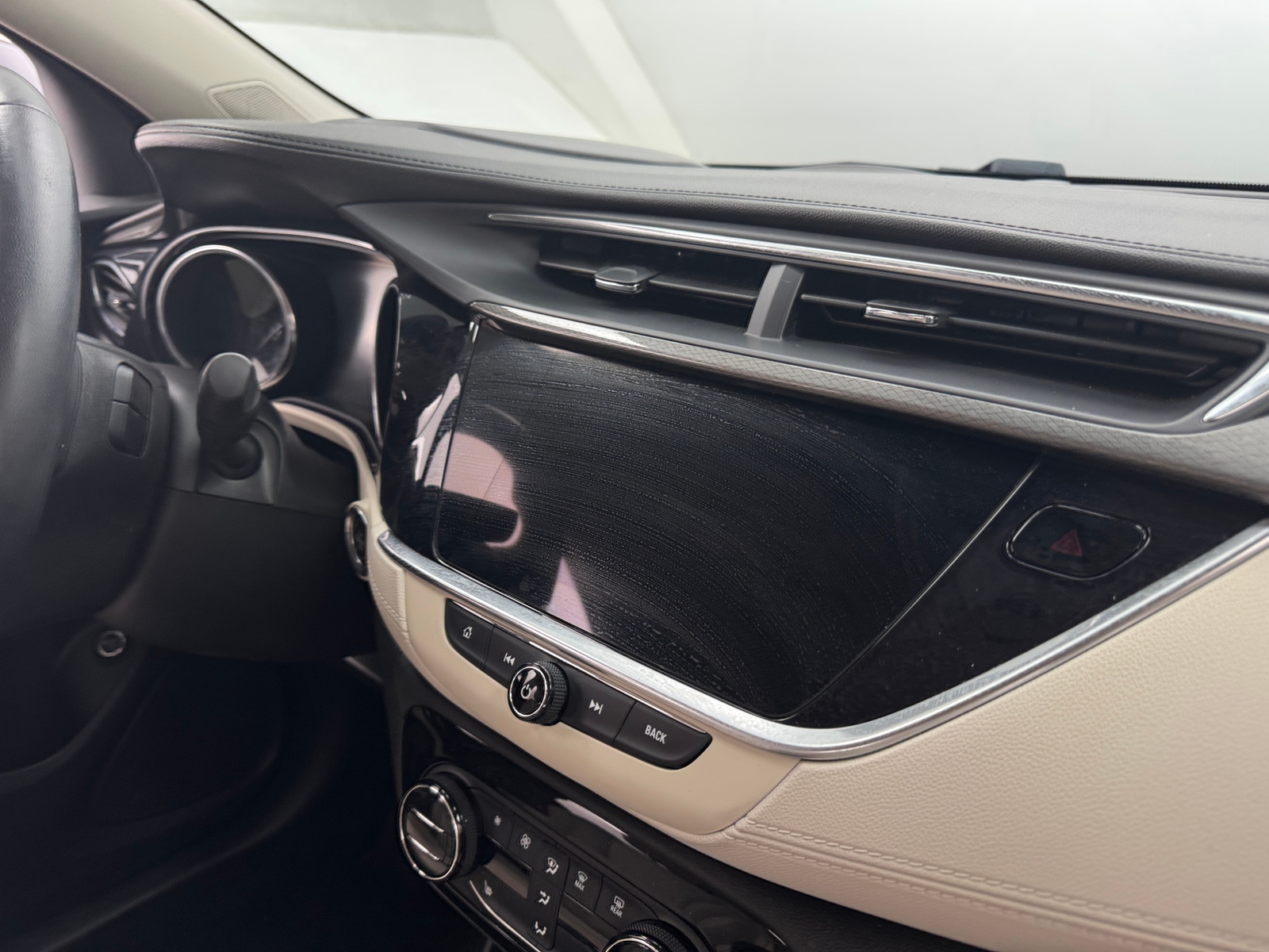 Thumbnail: 2020 Buick Encore GX - 3