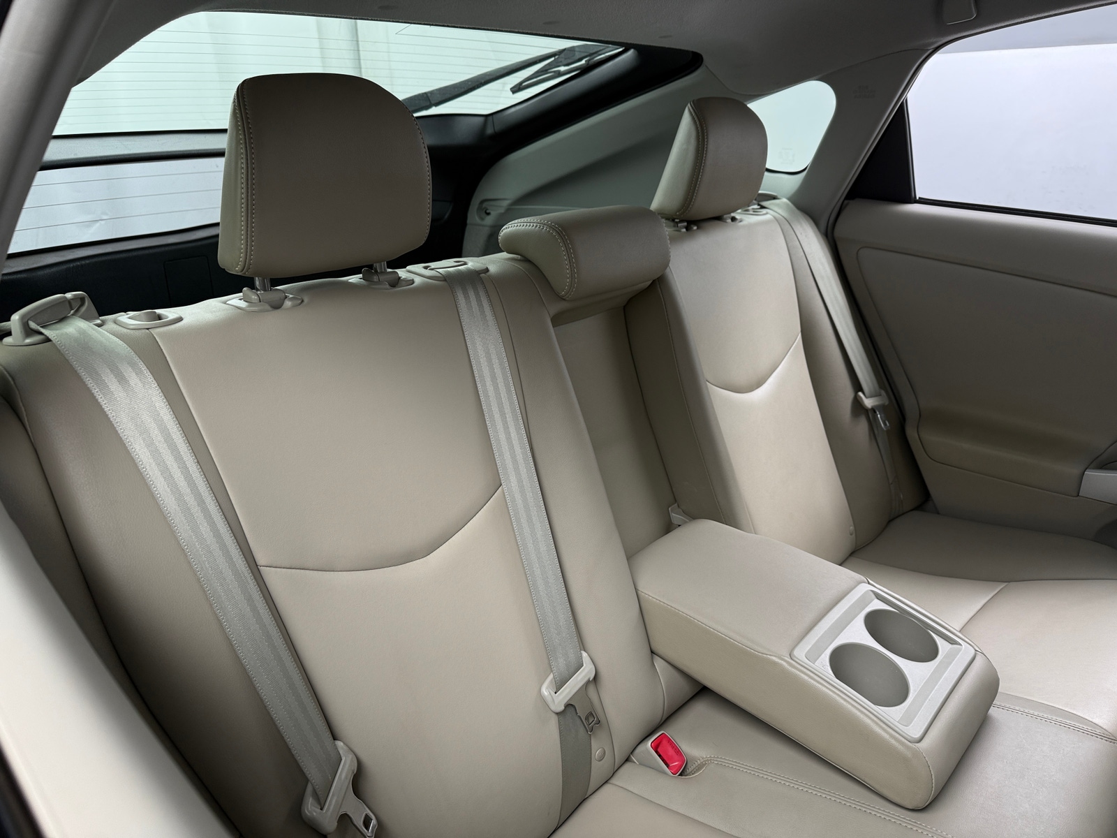 Thumbnail: 2012 Toyota Prius - 6