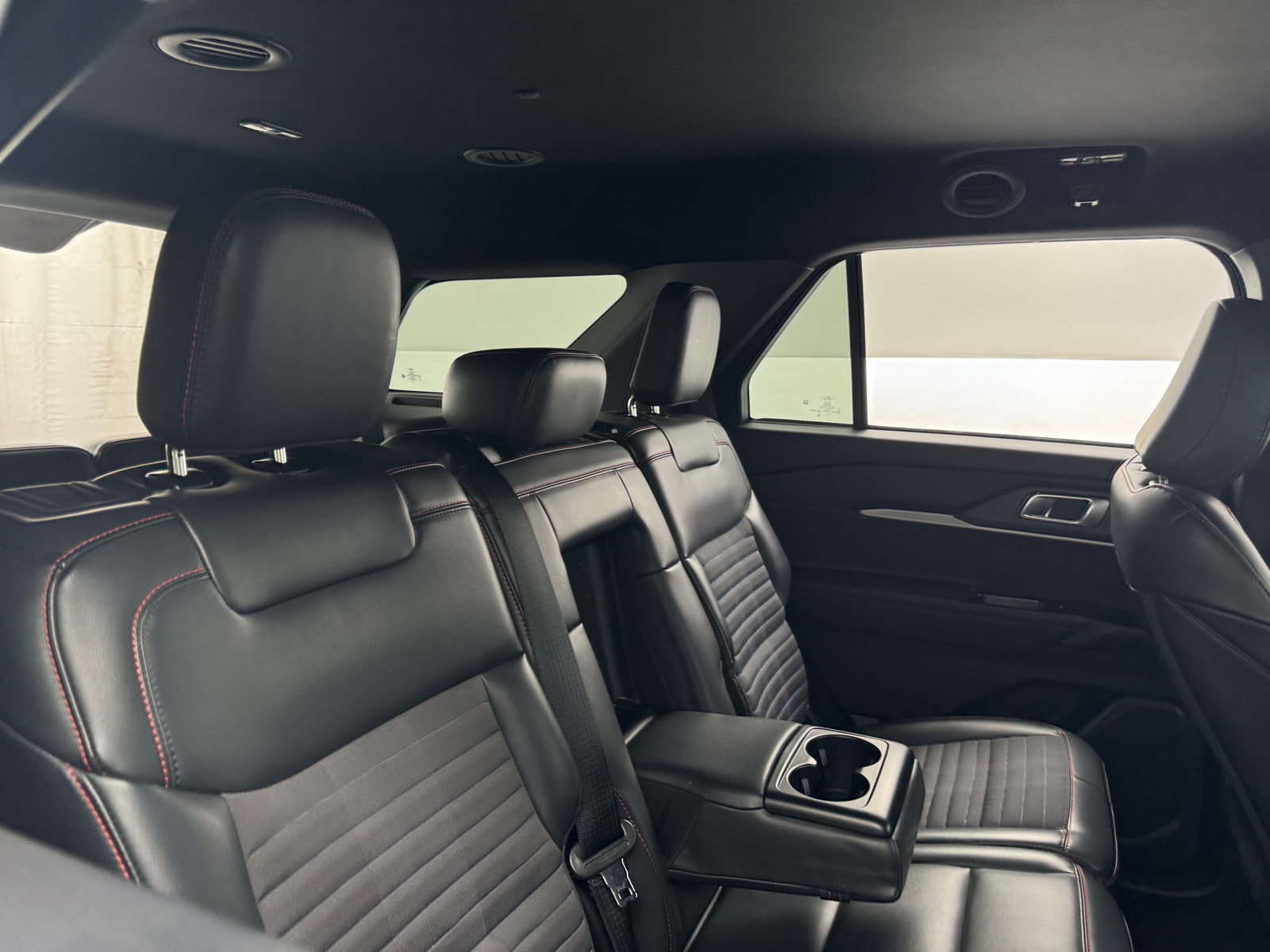 Thumbnail: 2025 Ford Explorer - 5