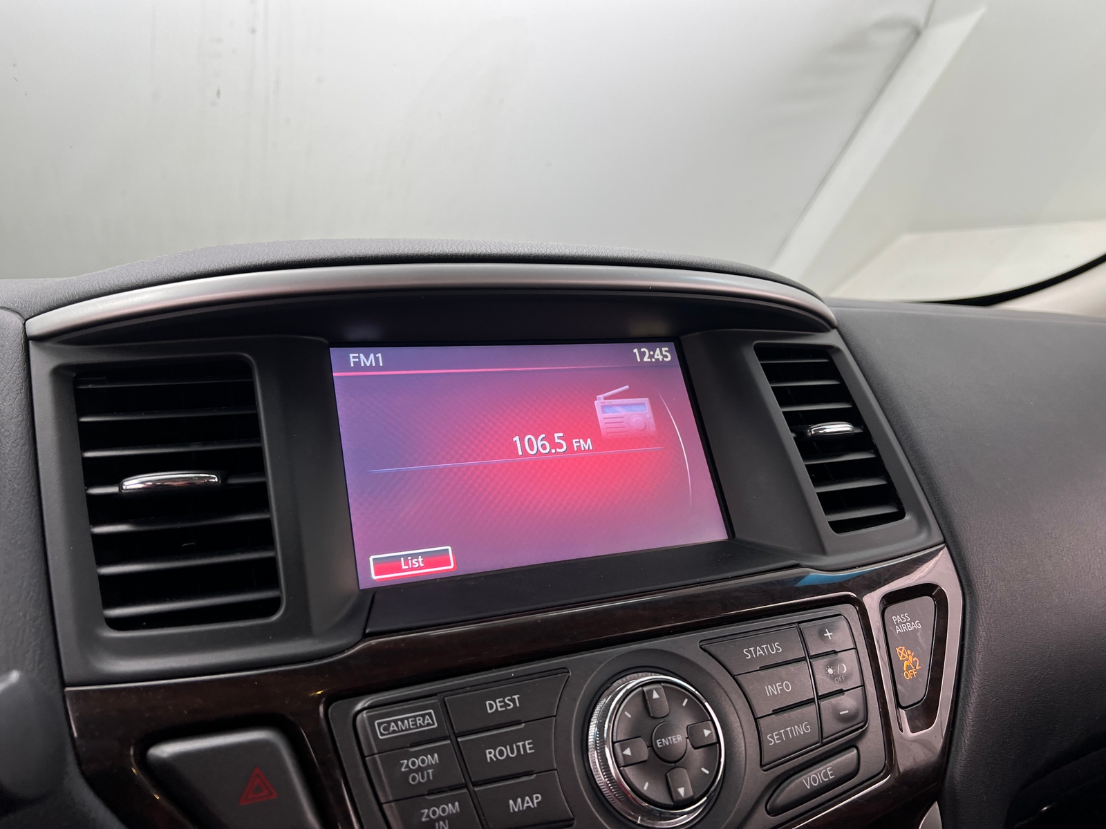 Thumbnail: 2016 Nissan Pathfinder - 3