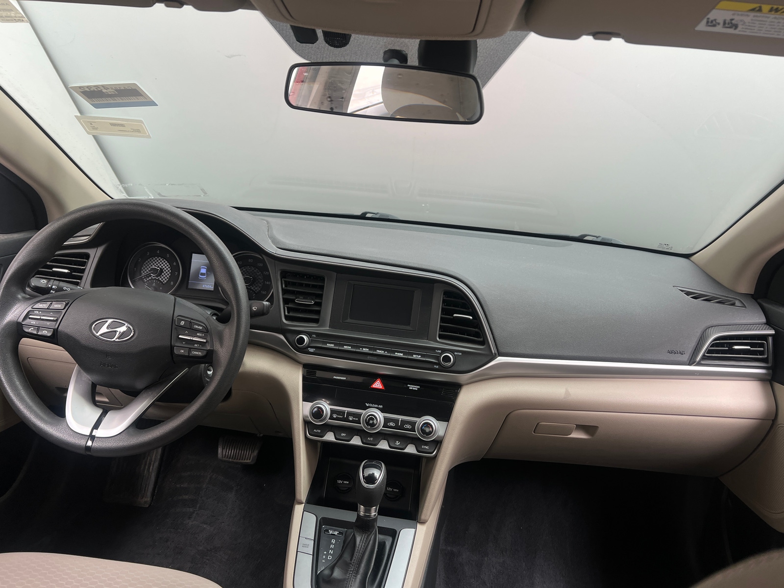 Thumbnail: 2020 Hyundai Elantra - 3