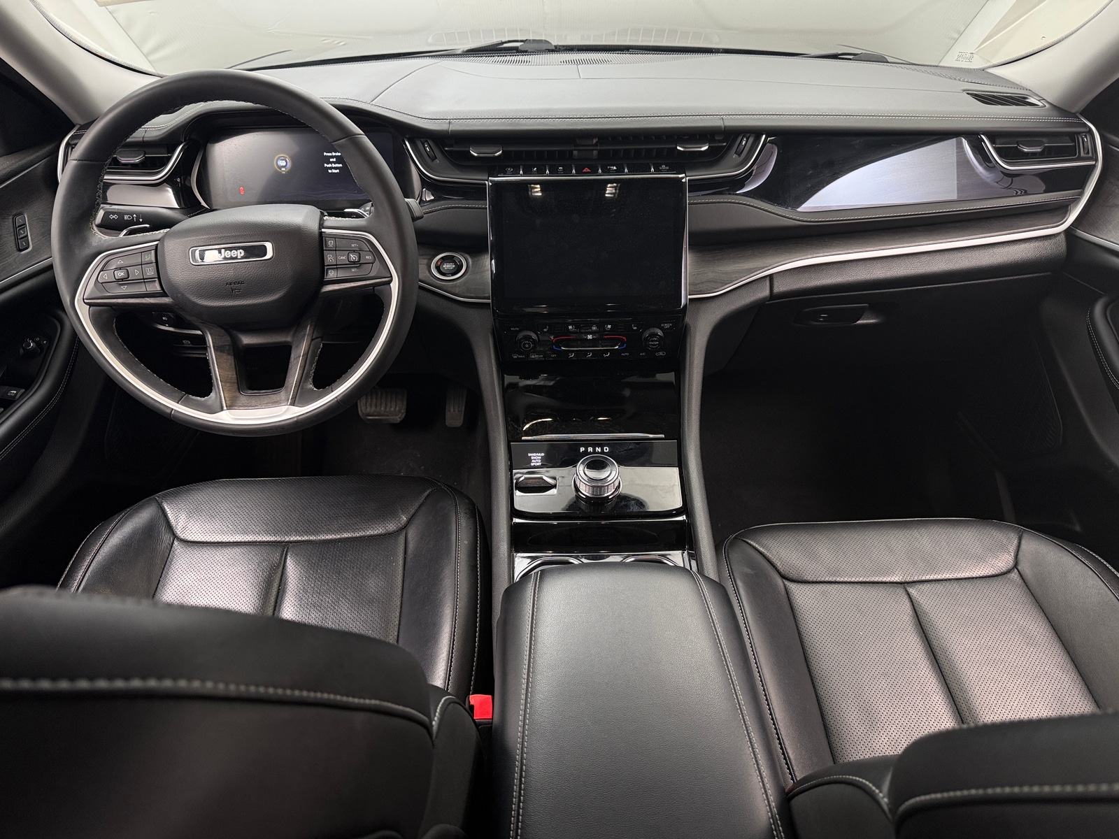 Thumbnail: 2023 Jeep Grand Cherokee L - 2