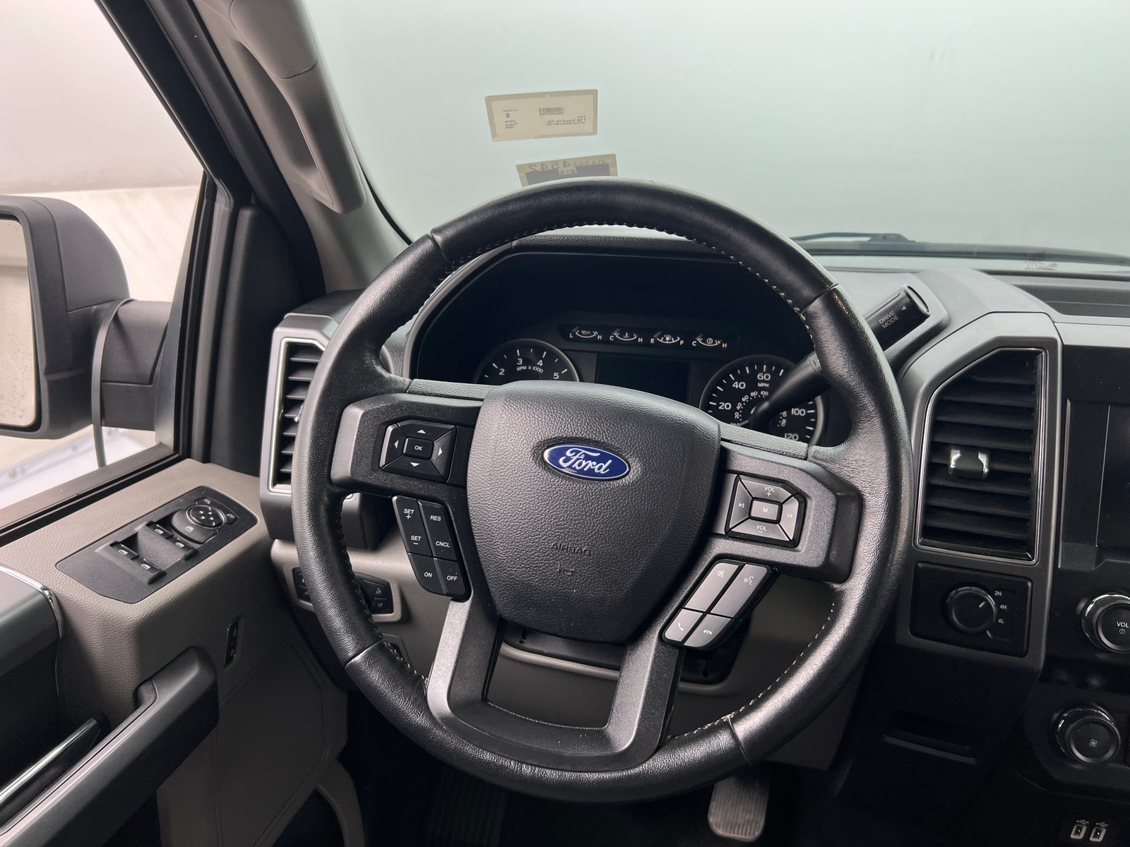 Thumbnail: 2020 Ford Econoline - 5