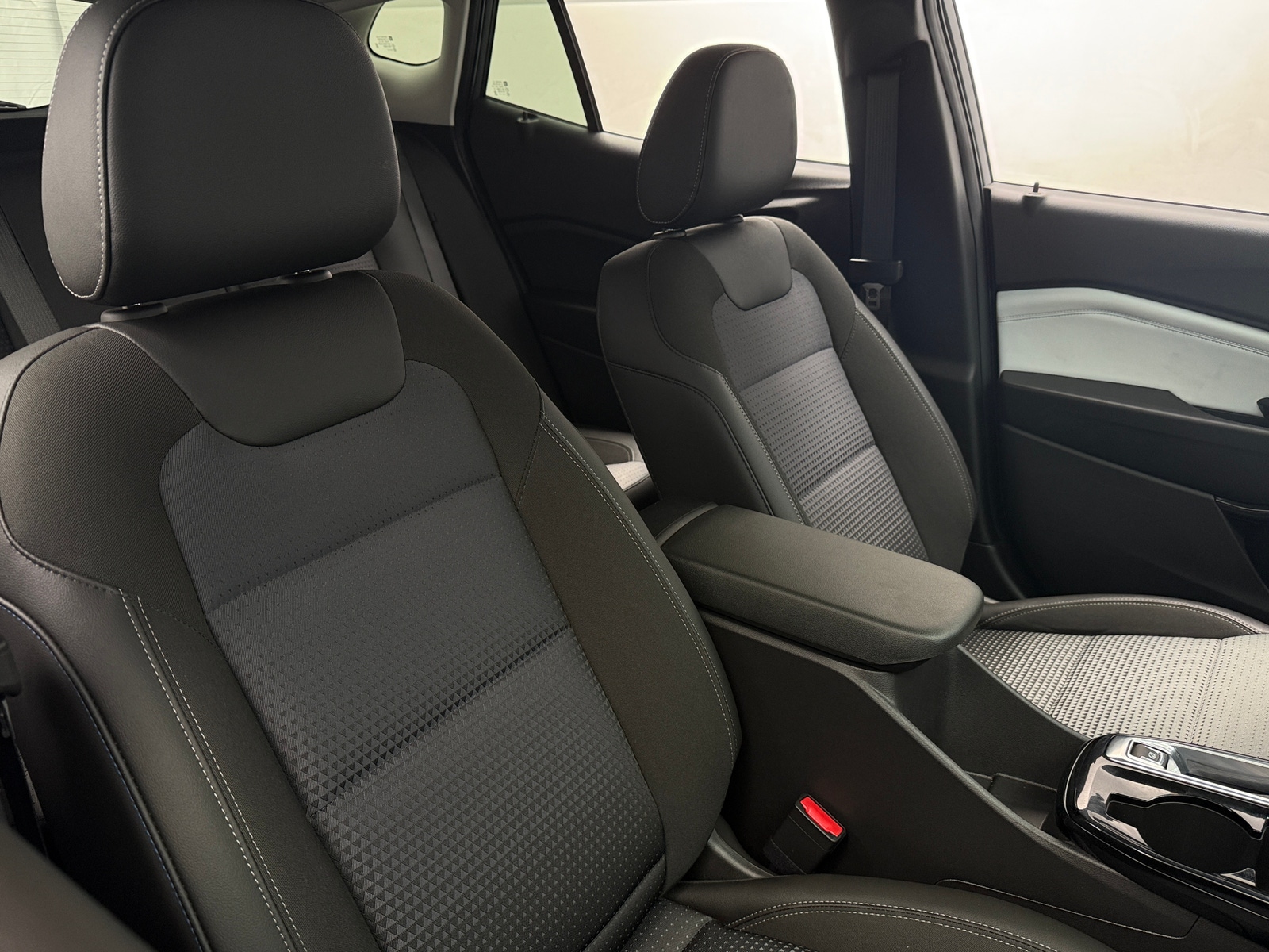 Thumbnail: 2024 Chevrolet Trax - 2