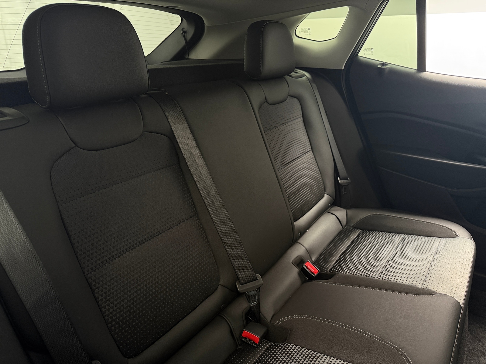 Thumbnail: 2024 Chevrolet Trax - 6