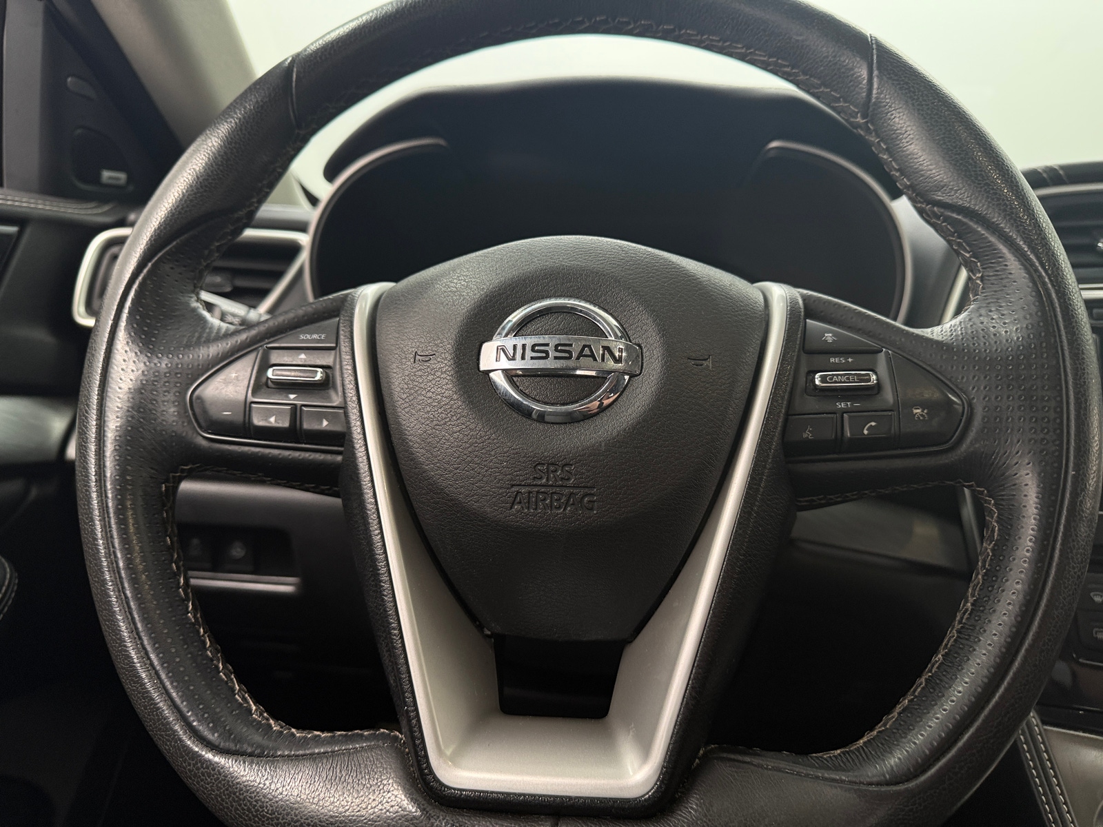 Thumbnail: 2017 Nissan Maxima - 4