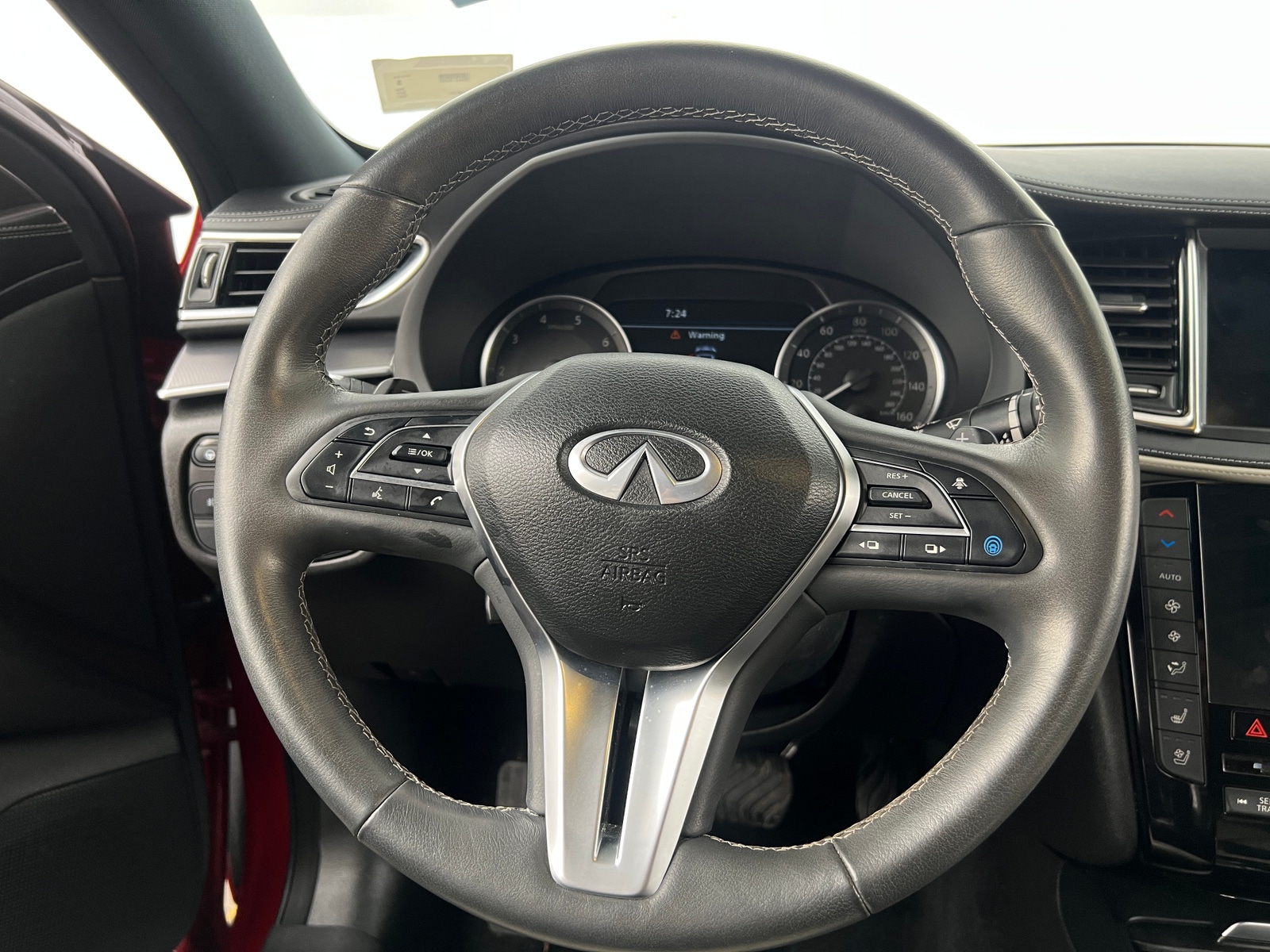 Thumbnail: 2023 INFINITI QX55 - 4