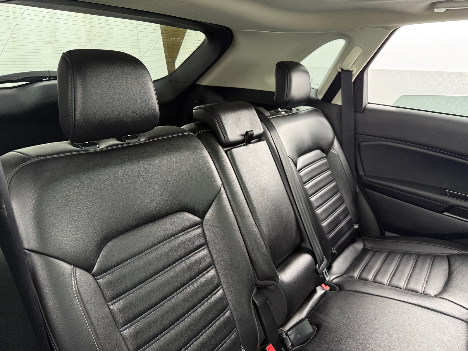 Thumbnail: 2020 Ford Edge - 5