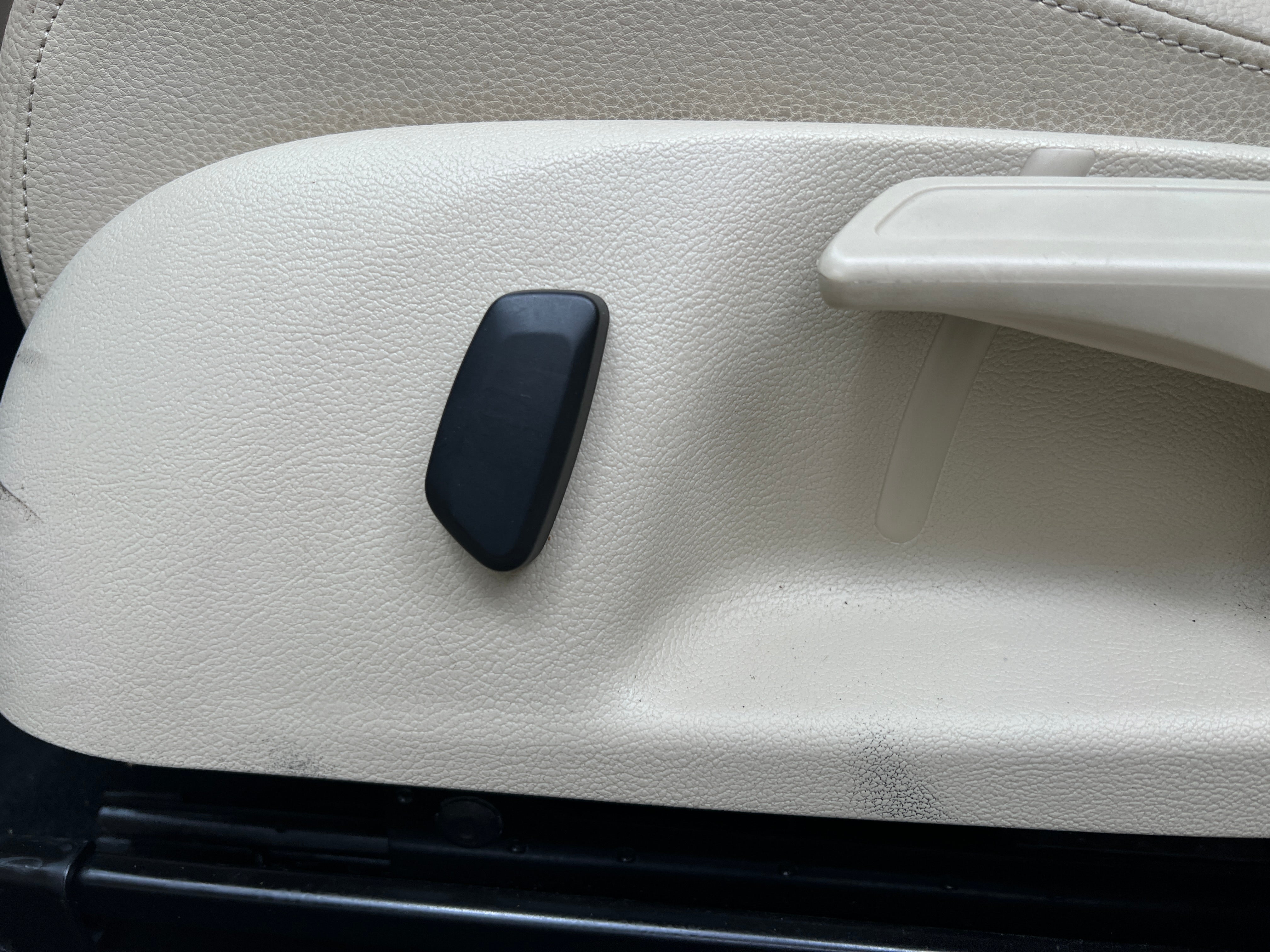 Used 2014 Volkswagen Jetta SportWagen TDI with VIN 3VWPL7AJ3EM601829 for sale in Oak Creek, WI