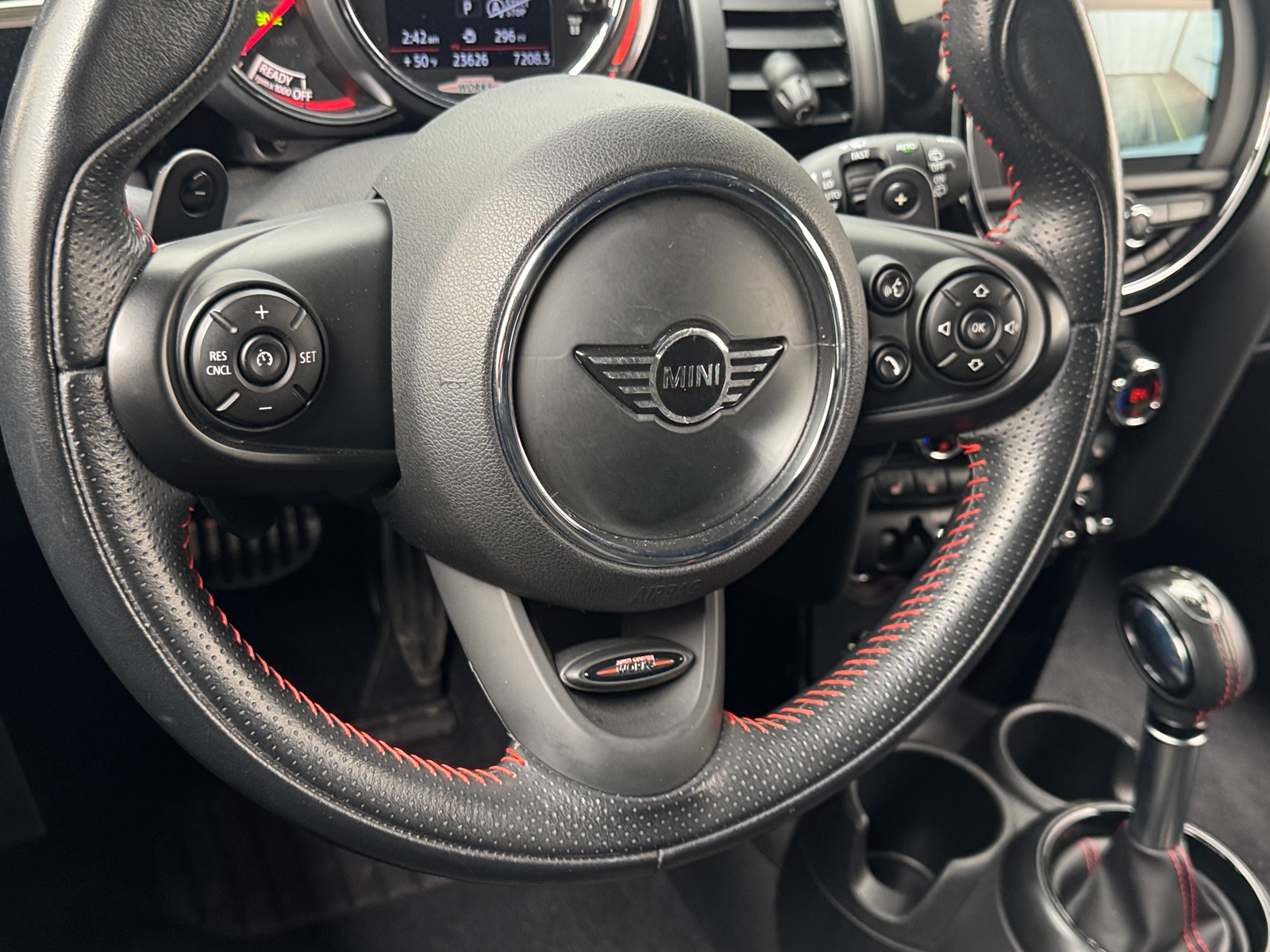 Thumbnail: 2019 MINI Cooper Hardtop - 5