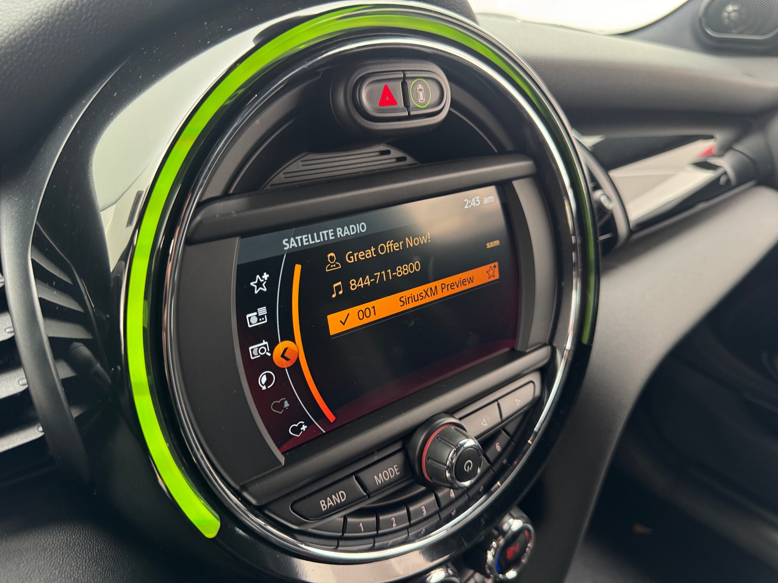 Thumbnail: 2019 MINI Cooper Hardtop - 4