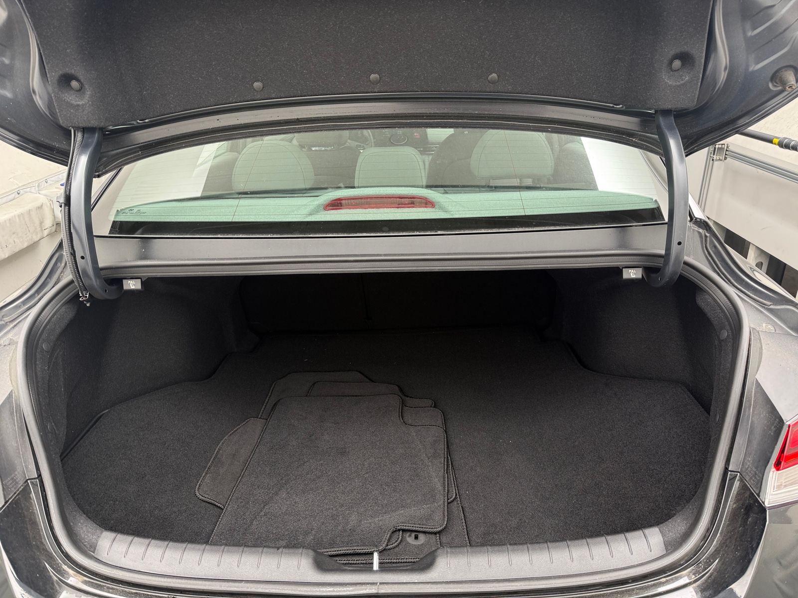 Thumbnail: 2024 Hyundai Elantra - 7