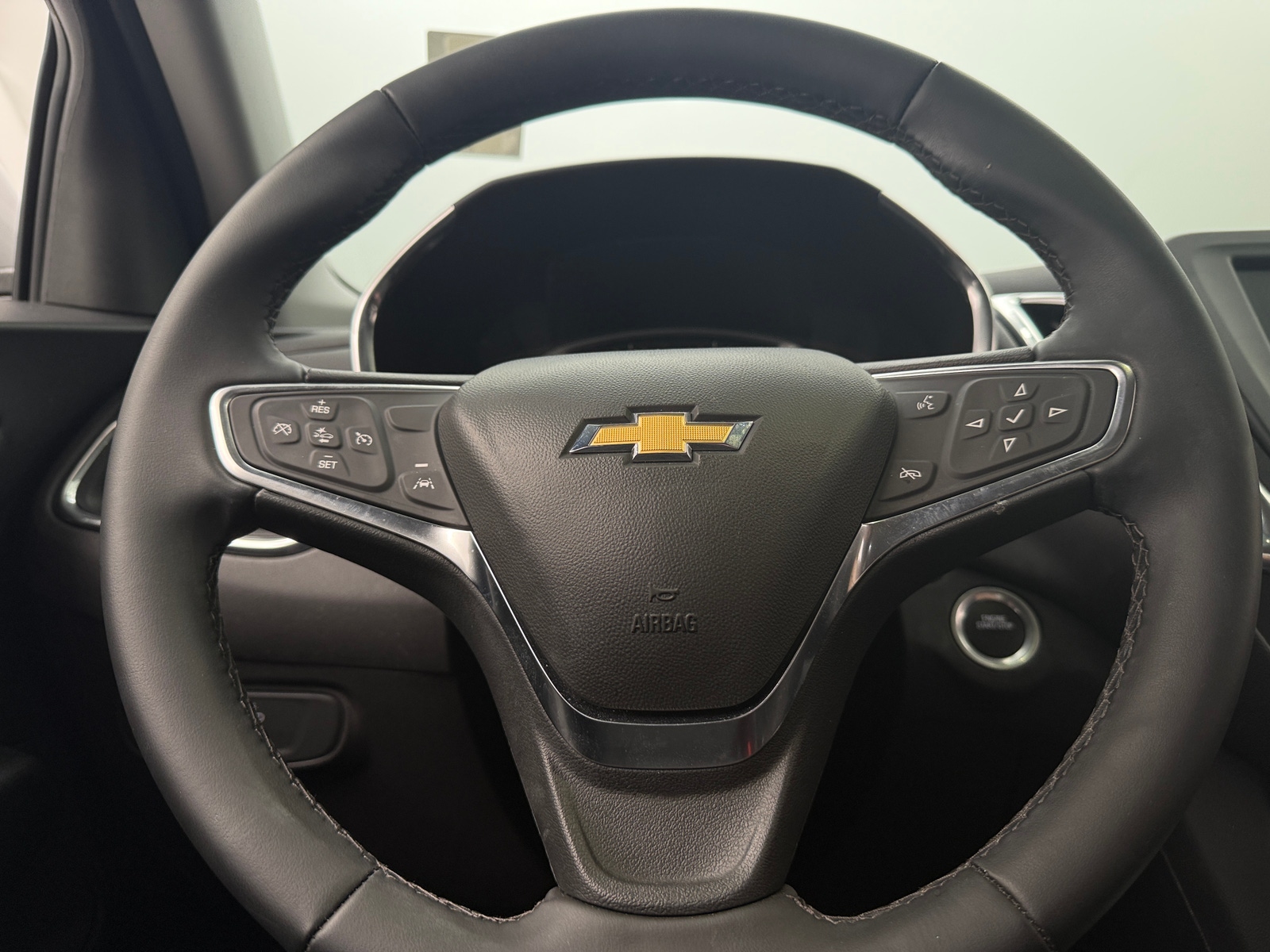 Thumbnail: 2024 Chevrolet Equinox - 5