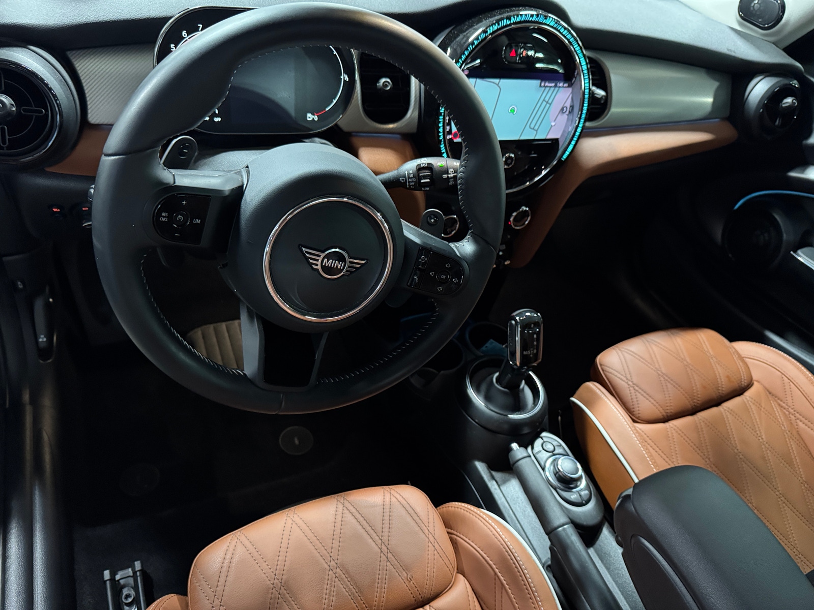 Thumbnail: 2024 MINI Cooper Hardtop - 2