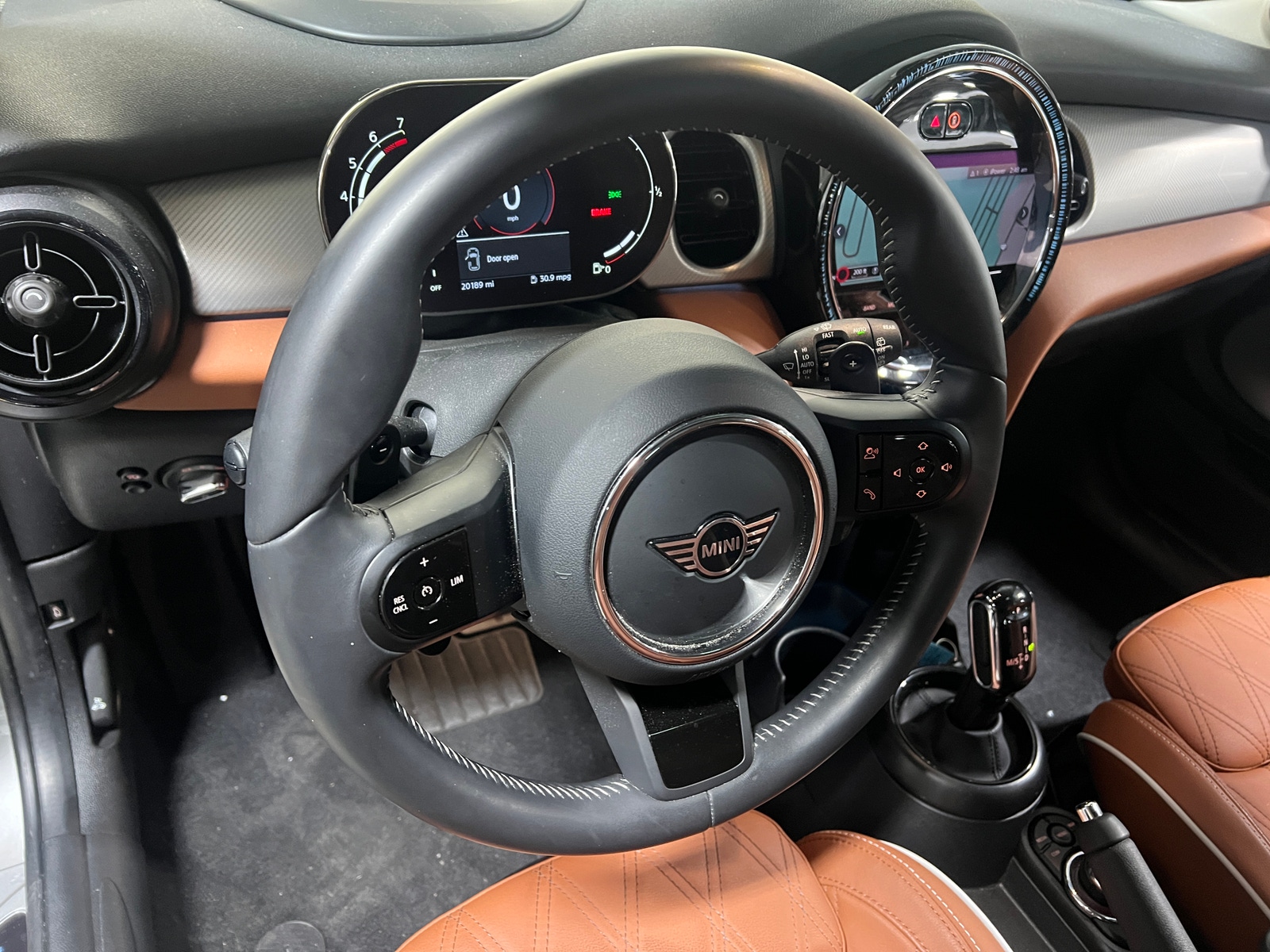 Thumbnail: 2024 MINI Cooper Hardtop - 4