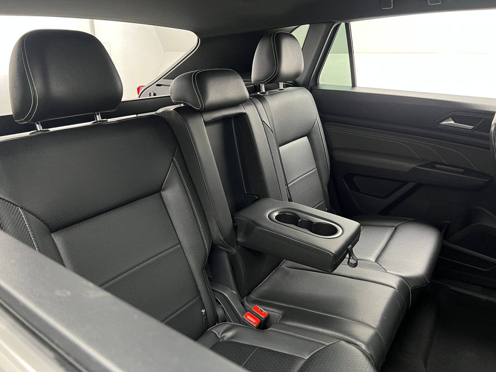 Thumbnail: 2022 Volkswagen Atlas - 5