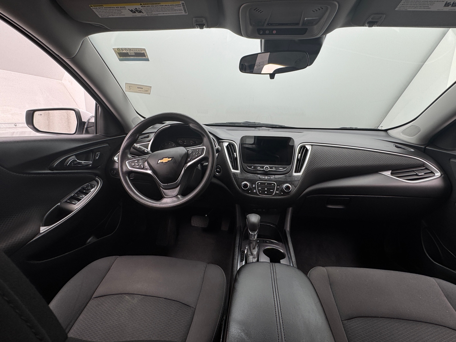 Thumbnail: 2023 Chevrolet Malibu - 3