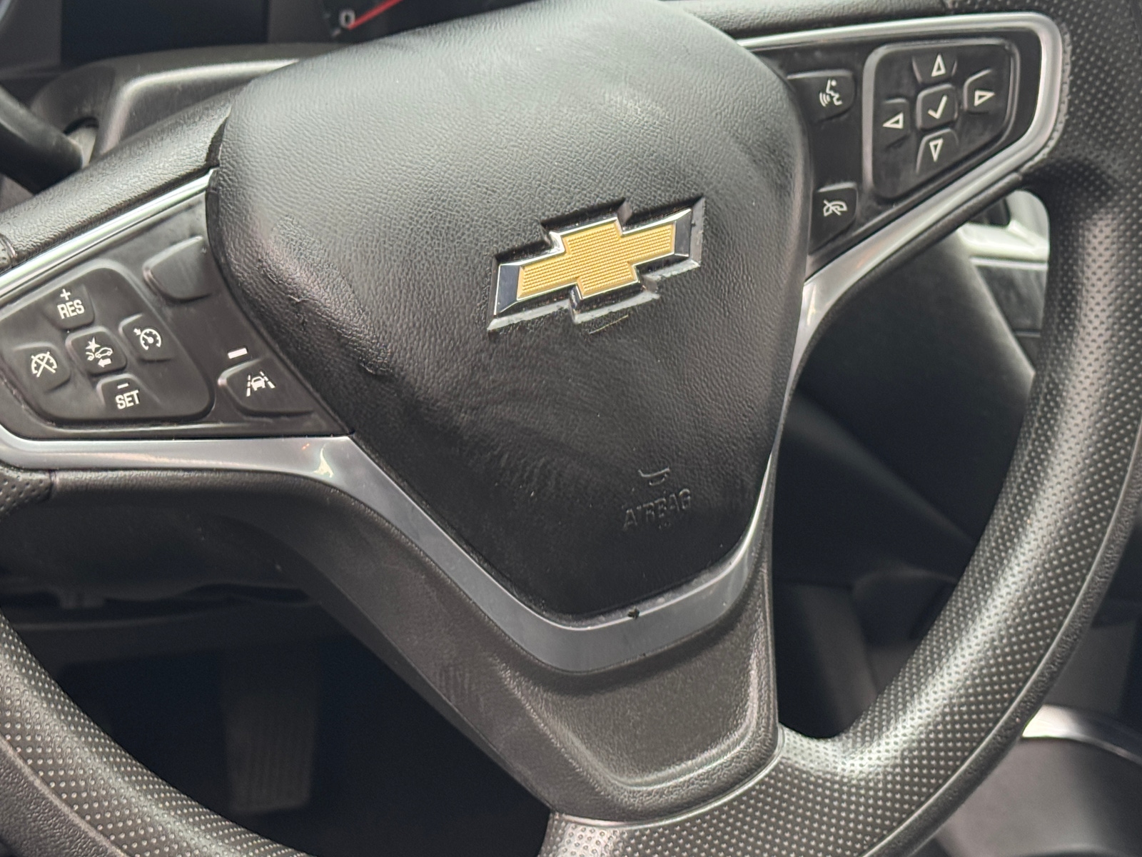 Thumbnail: 2023 Chevrolet Malibu - 5