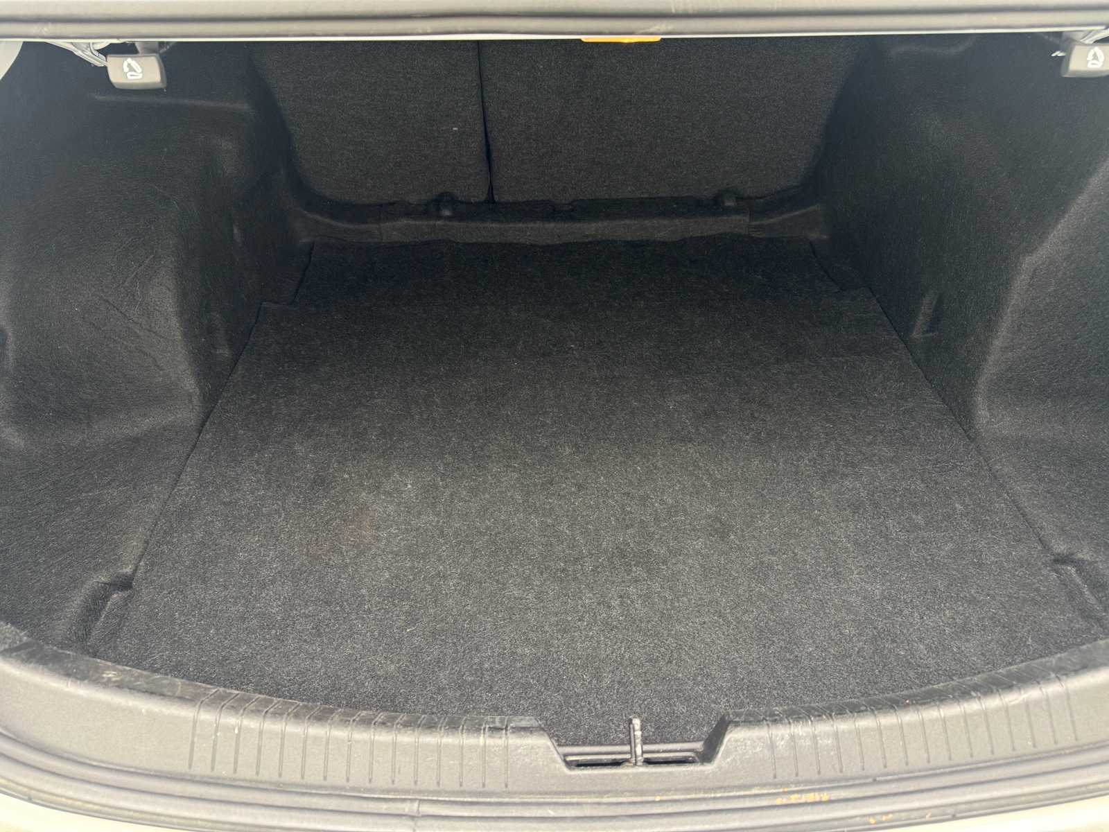 Thumbnail: 2023 Chevrolet Malibu - 7