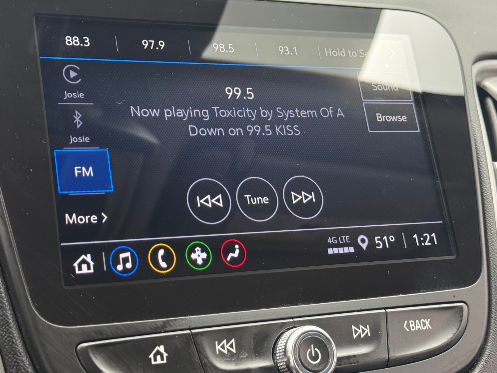 Thumbnail: 2023 Chevrolet Malibu - 4