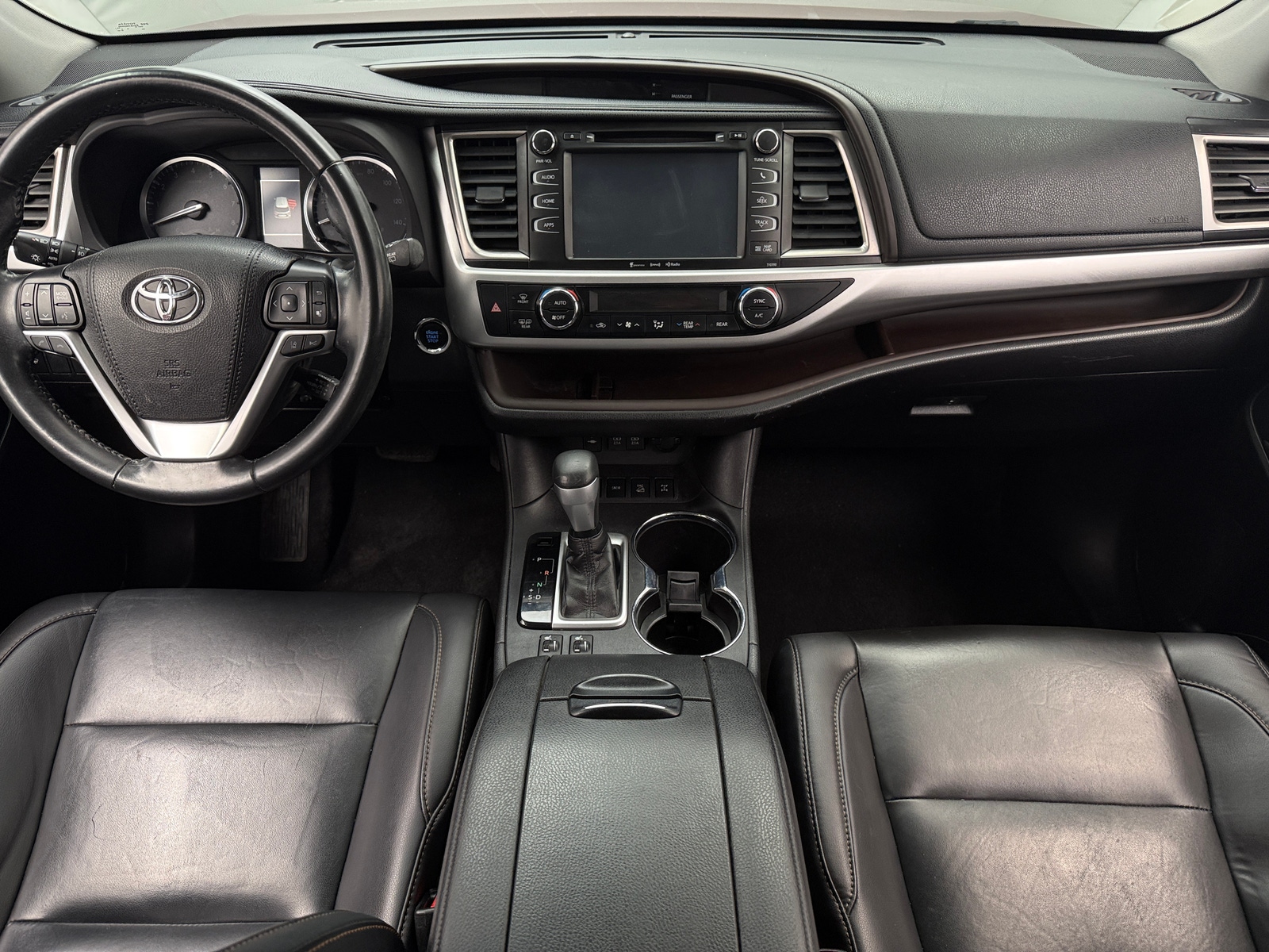Thumbnail: 2019 Toyota Highlander - 2