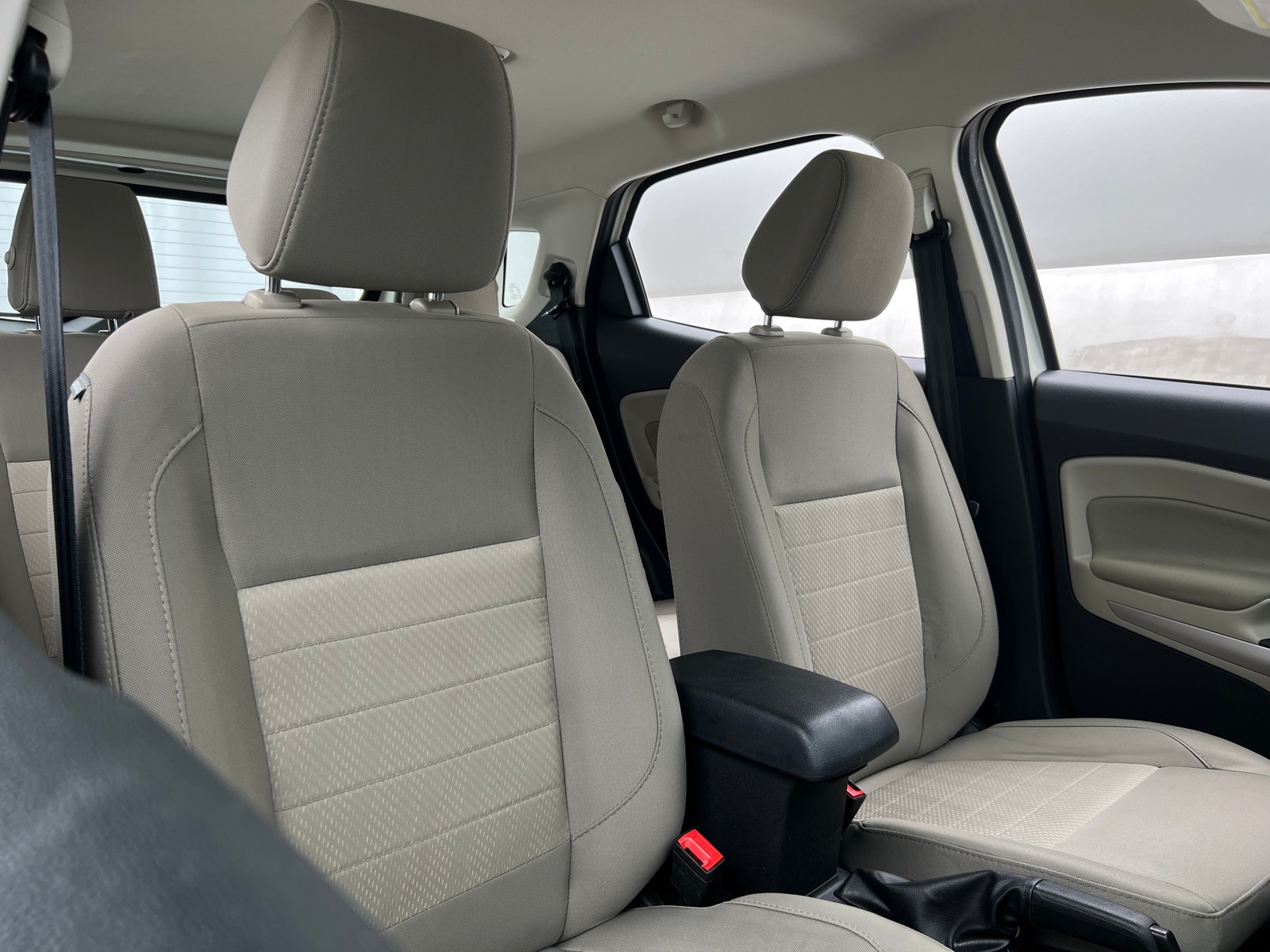 Thumbnail: 2022 Ford EcoSport - 2