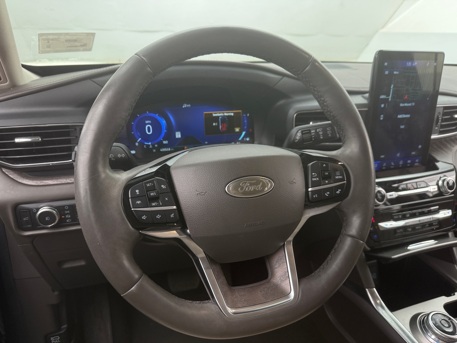 Thumbnail: 2022 Ford Explorer - 4