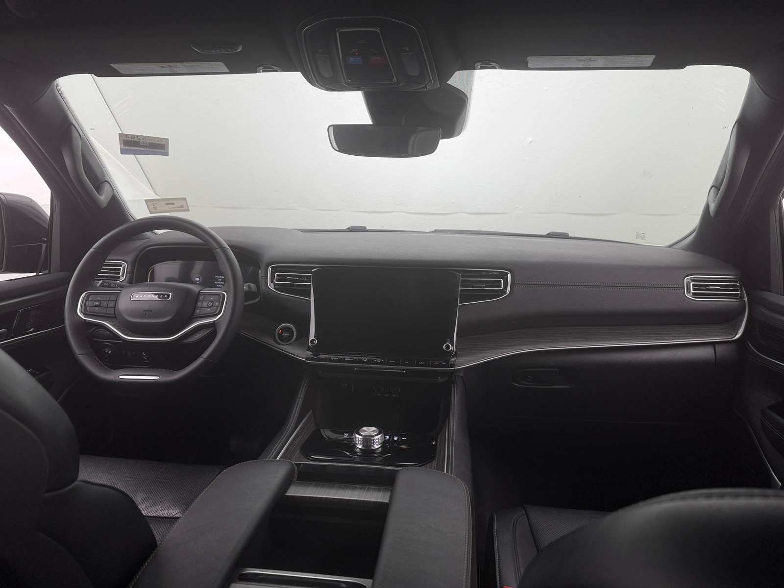 Thumbnail: 2024 Jeep Wagoneer - 2