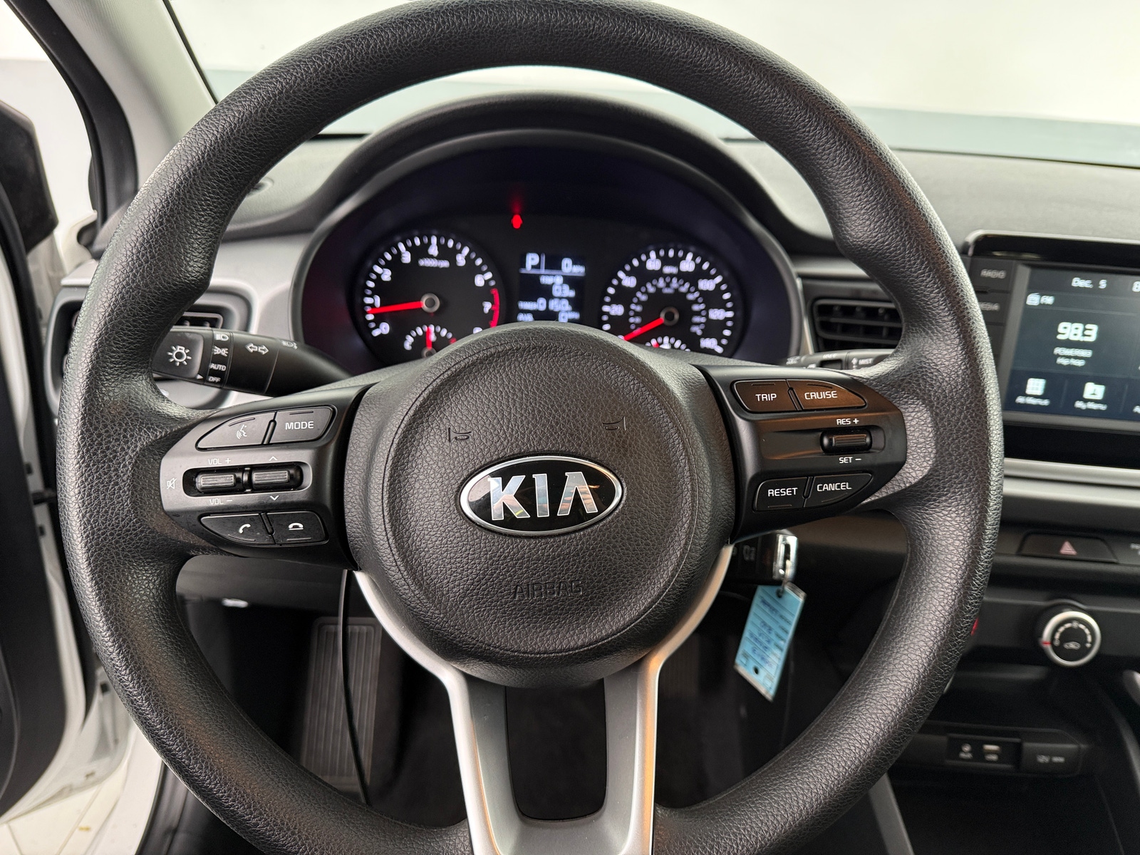 Thumbnail: 2020 Kia Rio - 5