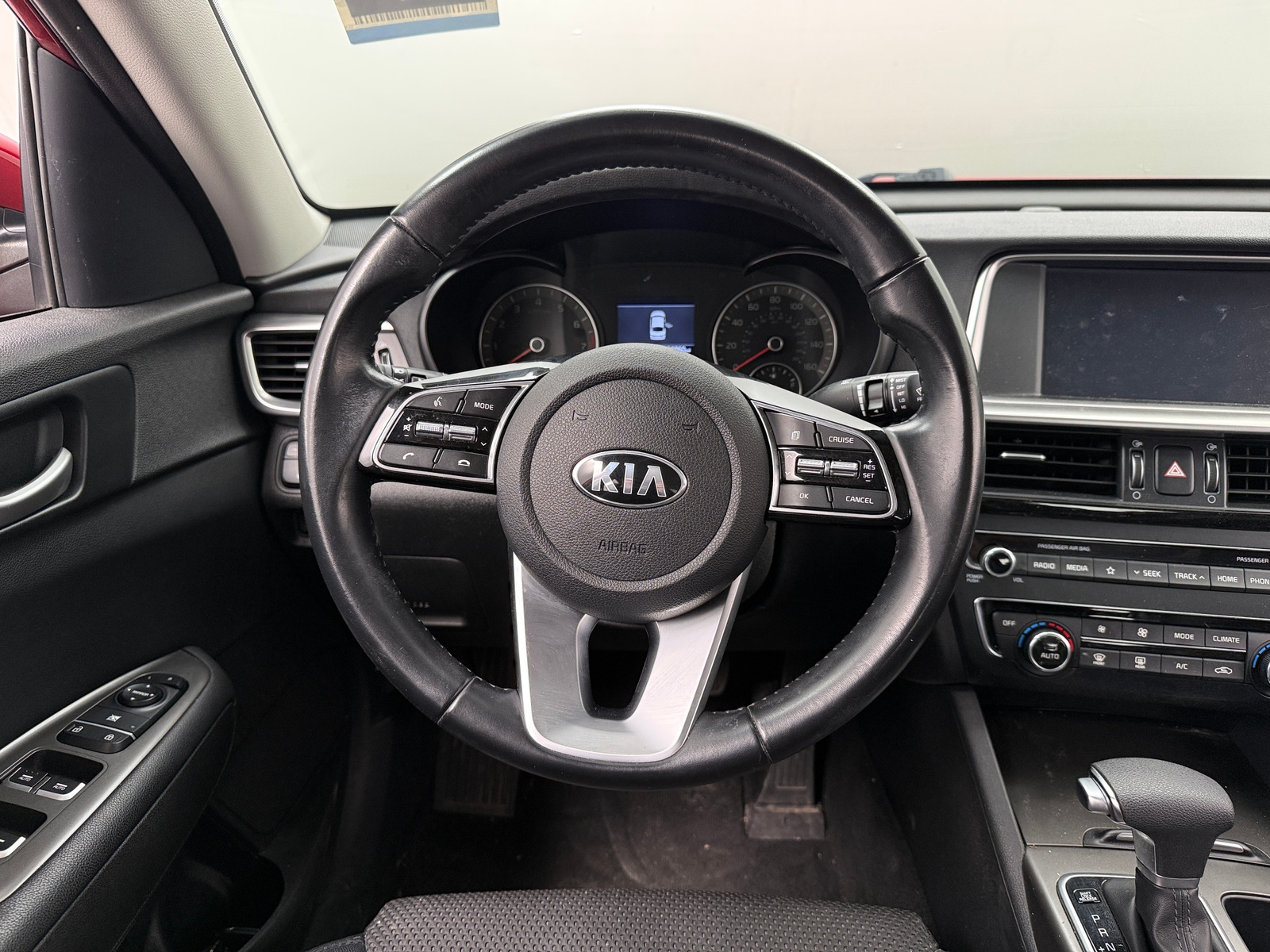 Thumbnail: 2019 Kia Optima - 5