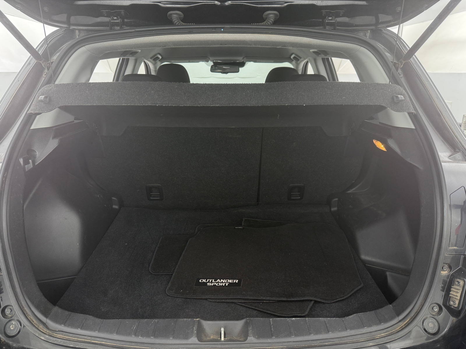 Thumbnail: 2021 Mitsubishi Outlander Sport - 7